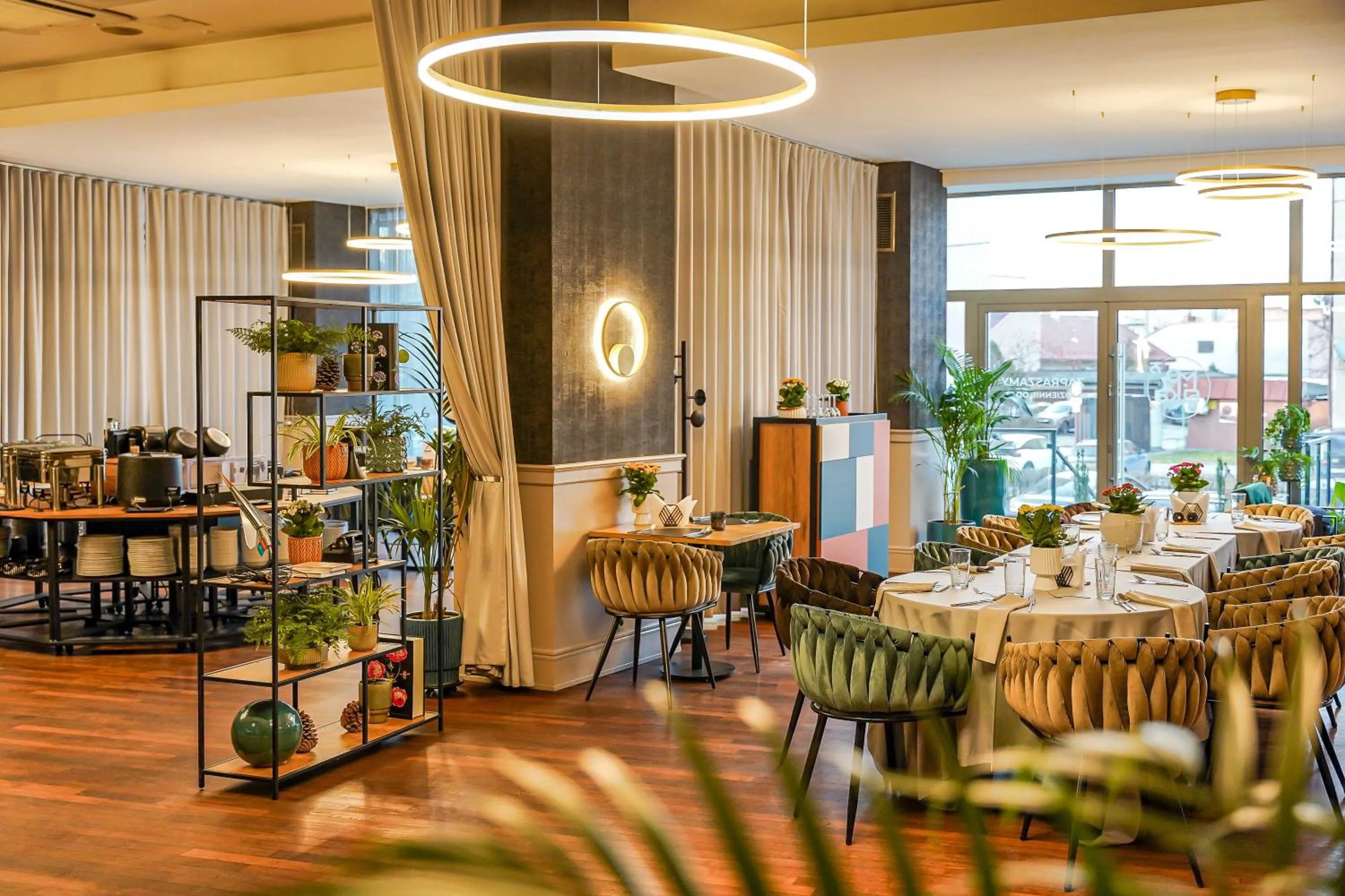 Restaurant/places to eat in Hotel Tarnovia