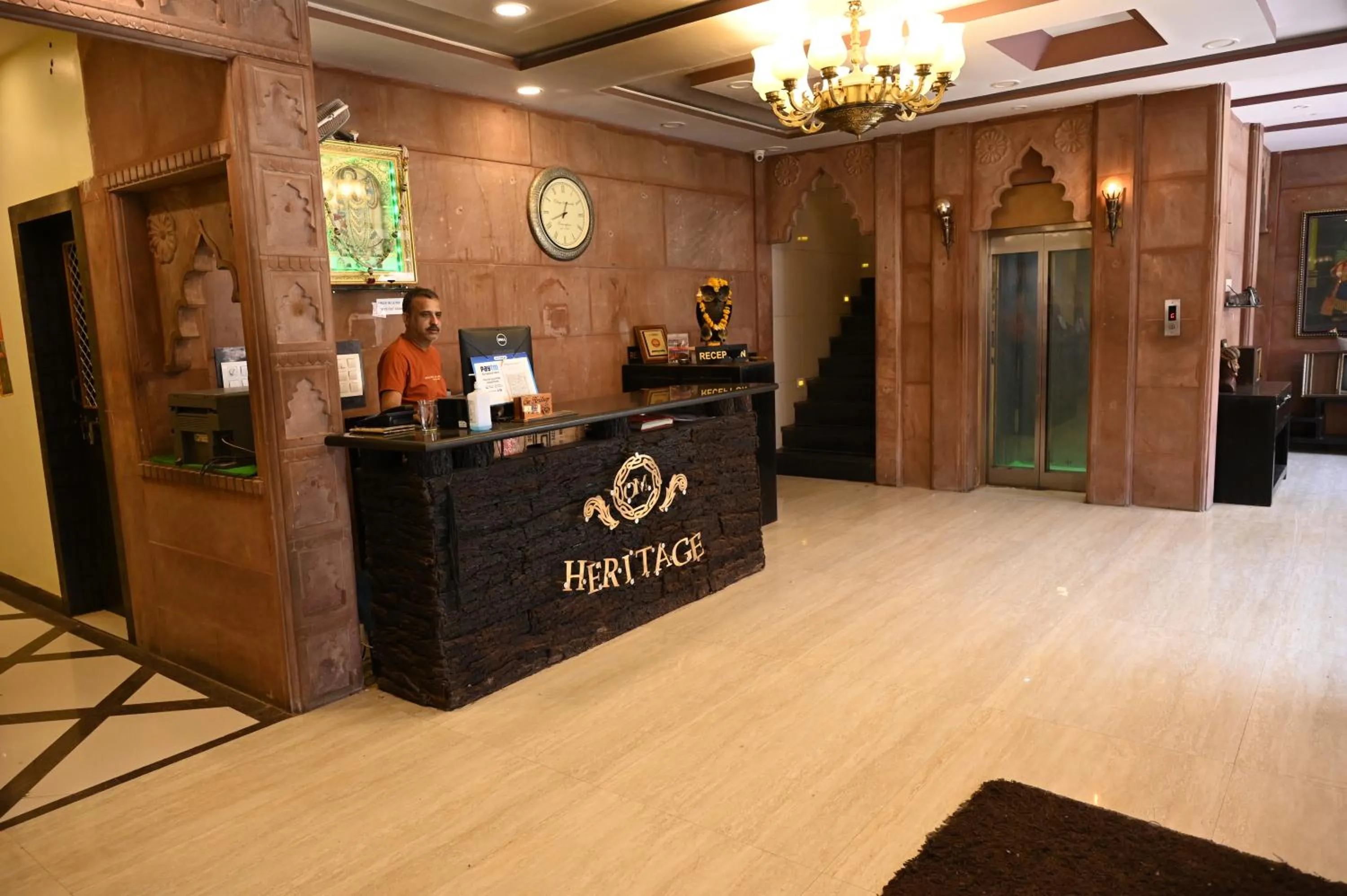 Lobby or reception in Om Heritage Haveli