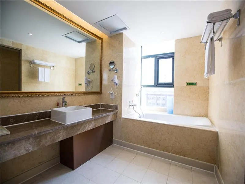 Vienna Hotel Zhumadian Huayuan Xuefu