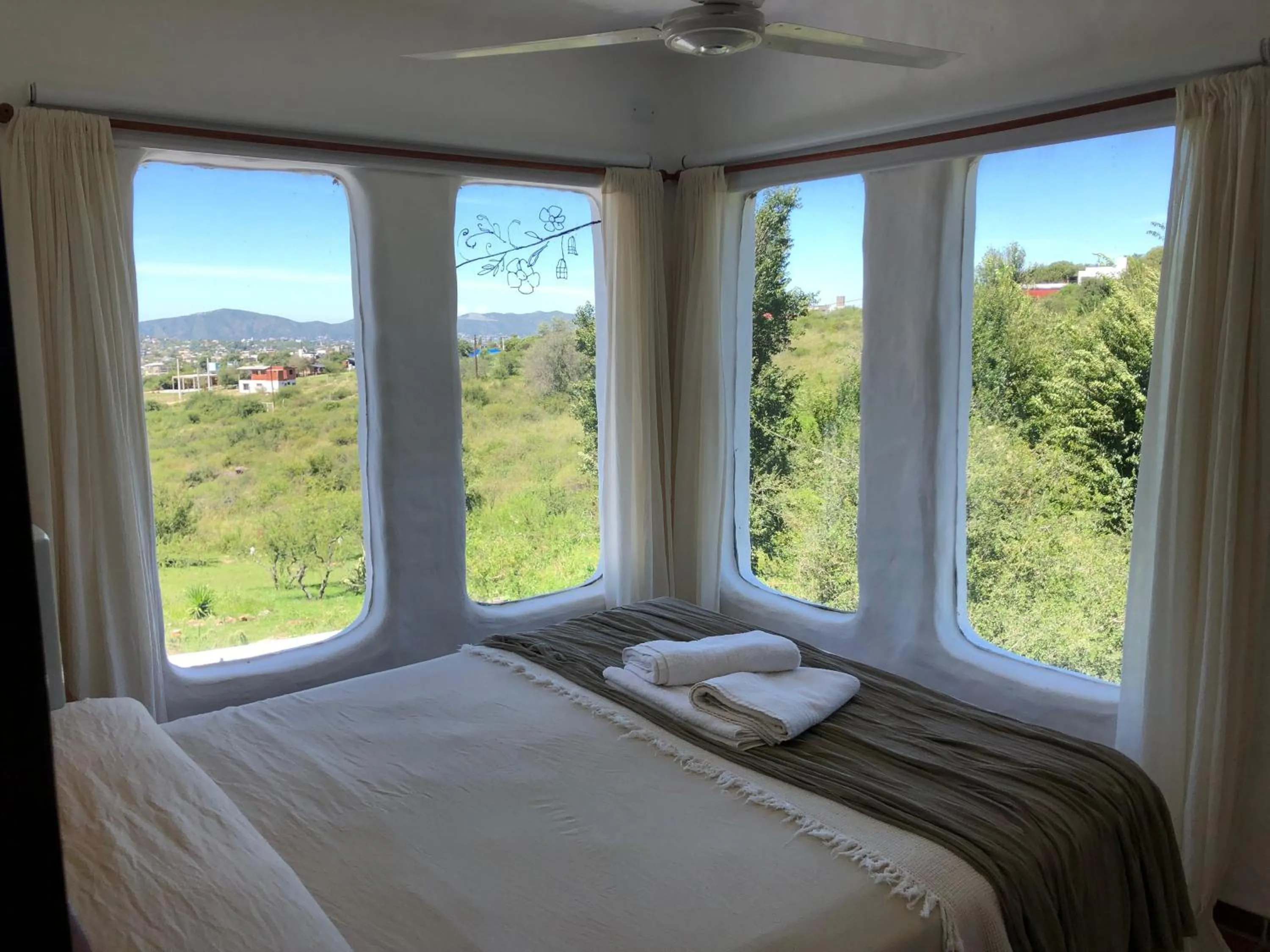 Bed in El Faro de Carpier - ApartHotel & Restaurante Bar Cafetería