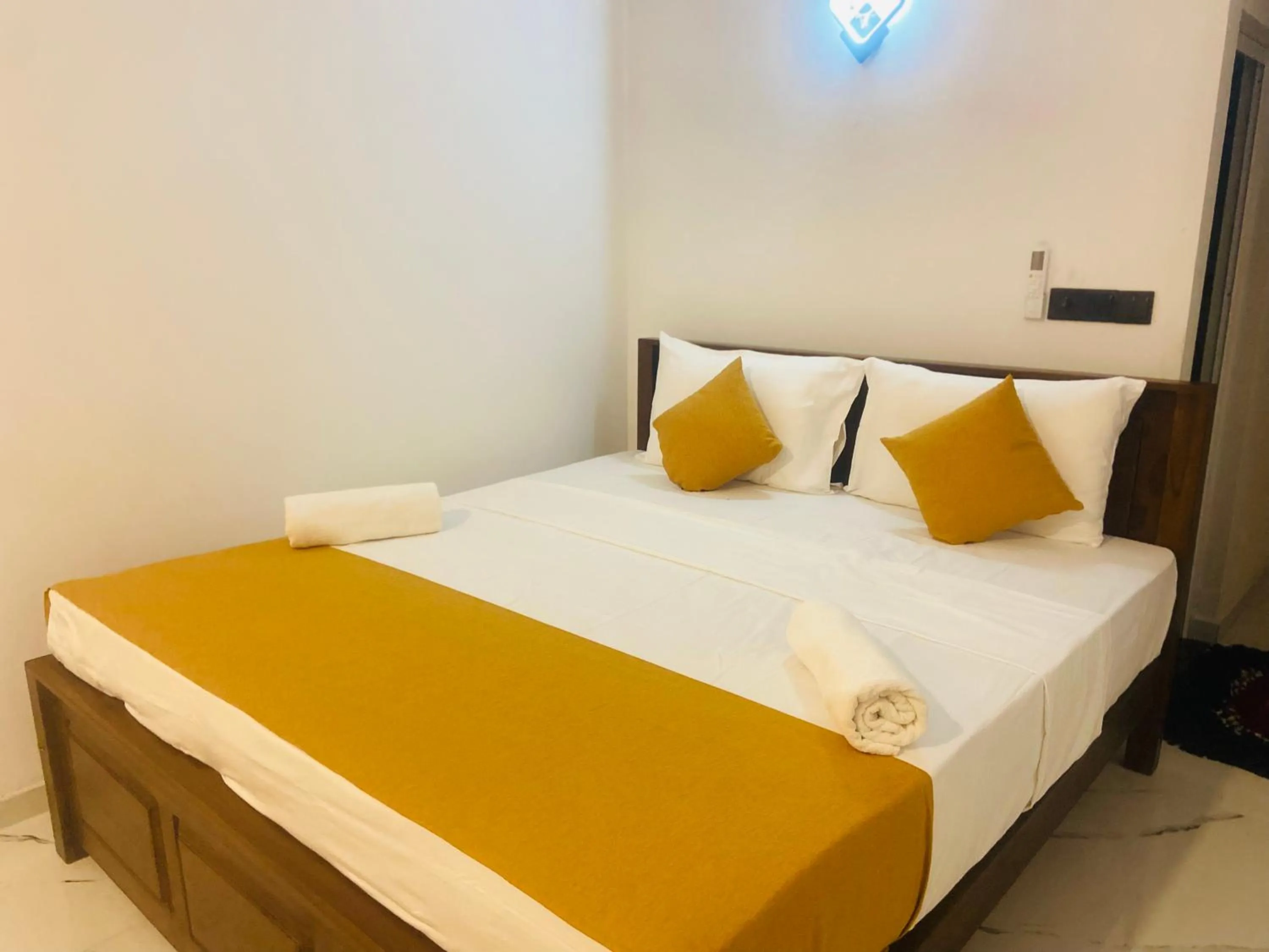 Bed in Sunray Beach House