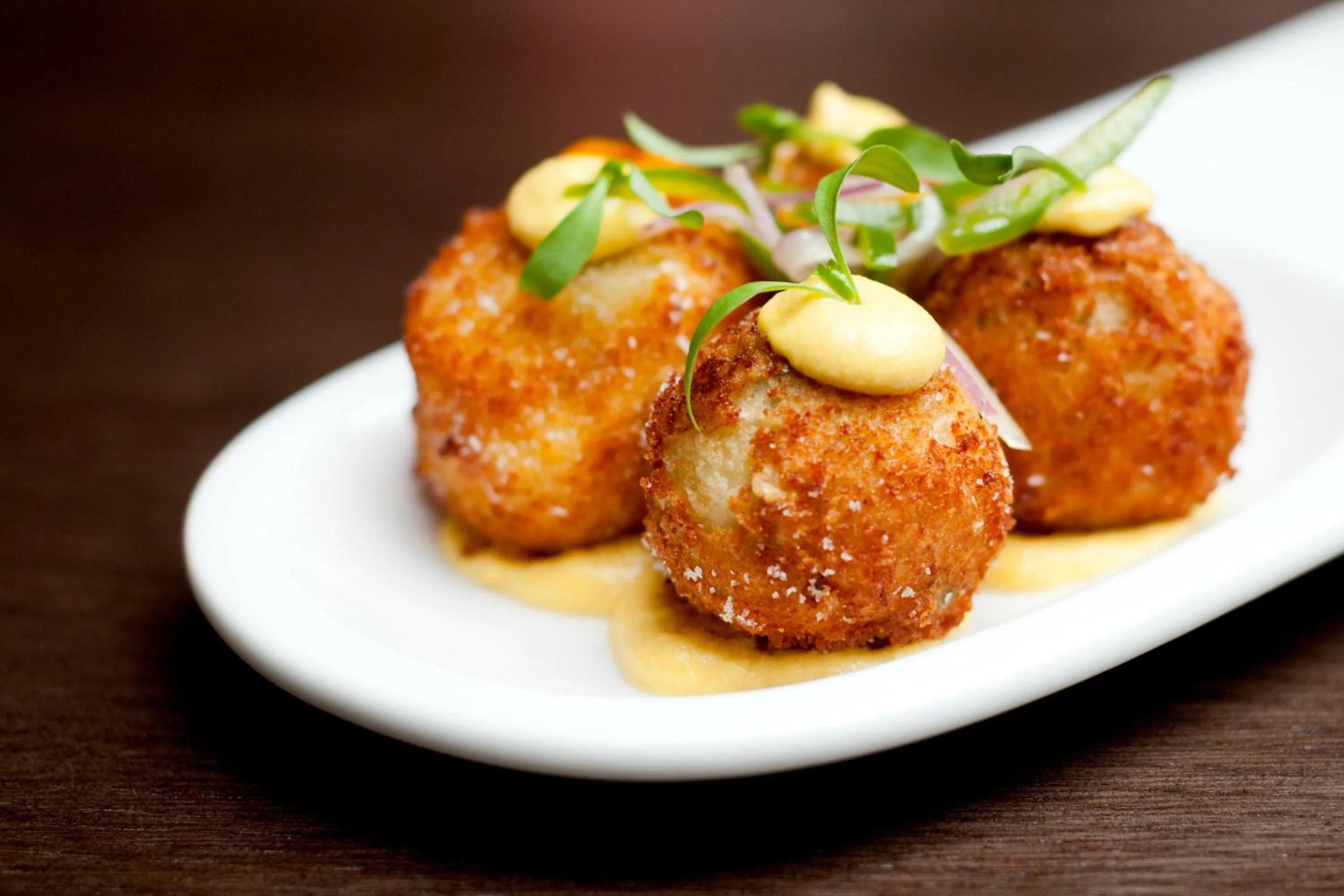 Restaurant/places to eat in Kimpton Gray Hotel Chicago by IHG