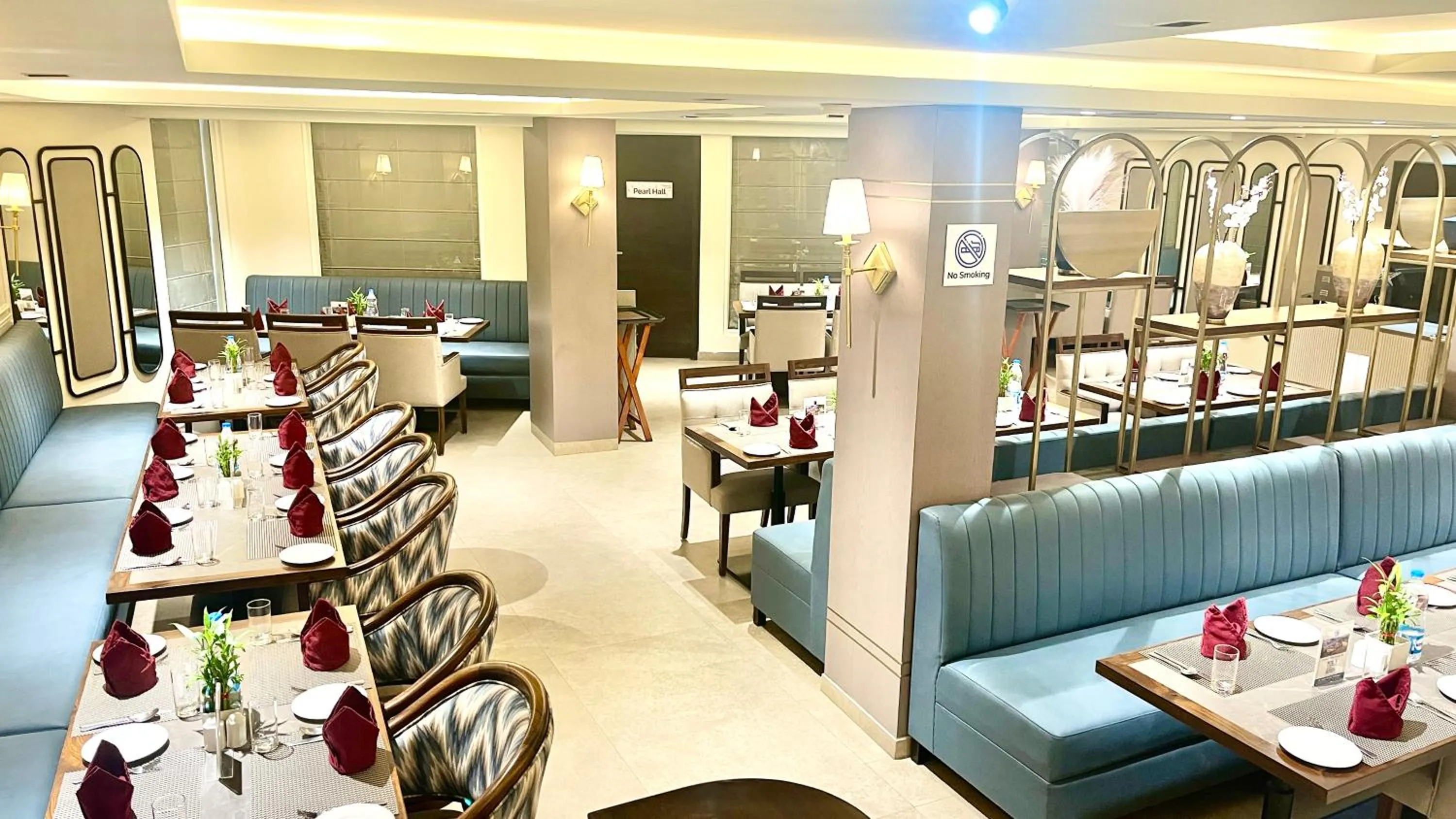 Restaurant/places to eat in JK Clarks Exotica