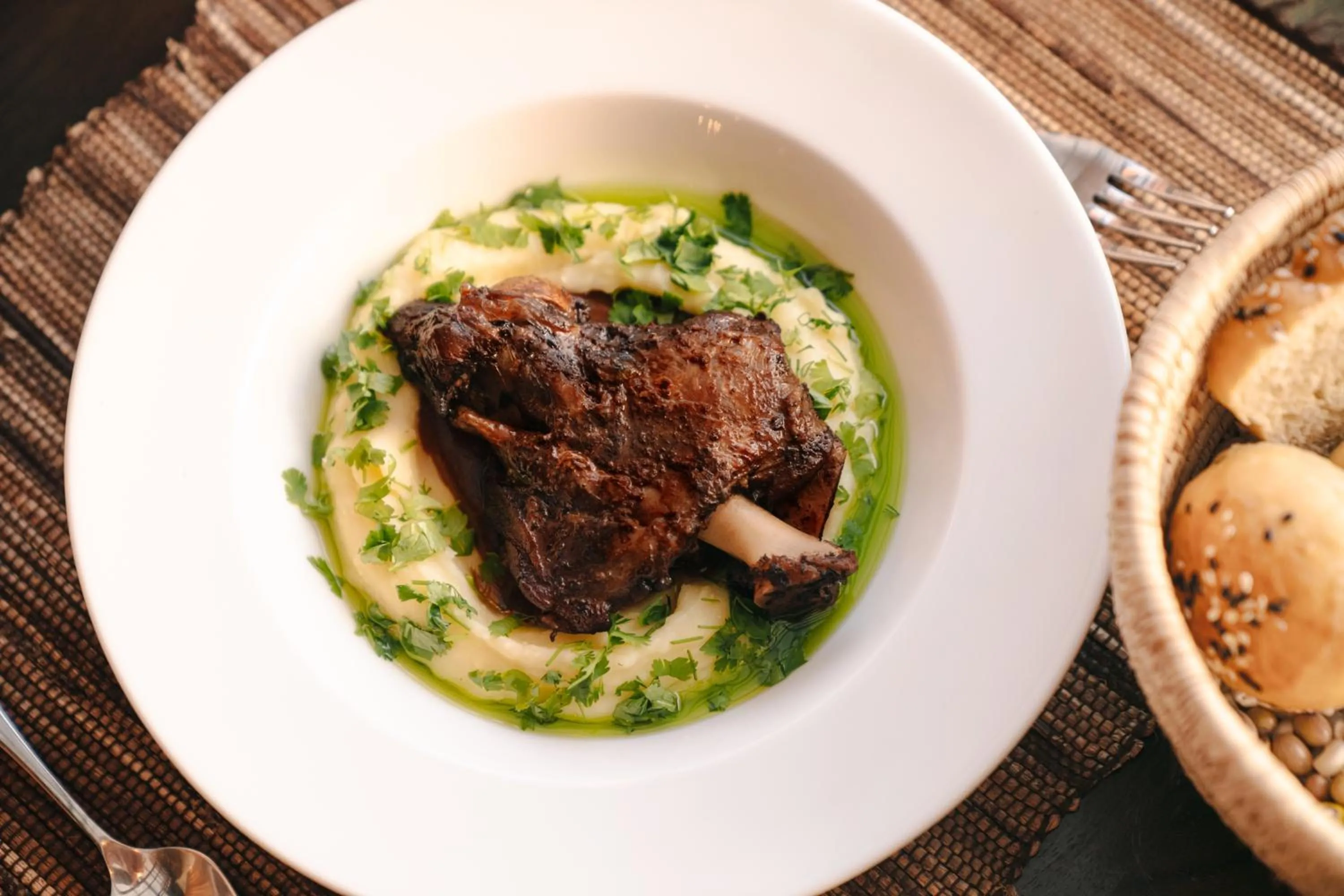 Restaurant/places to eat in Brubru Lodge