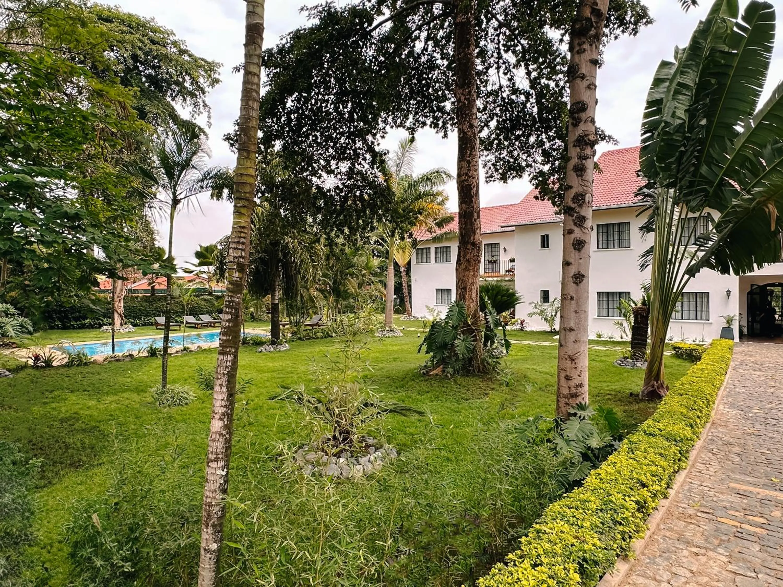 Property building in Brubru Lodge