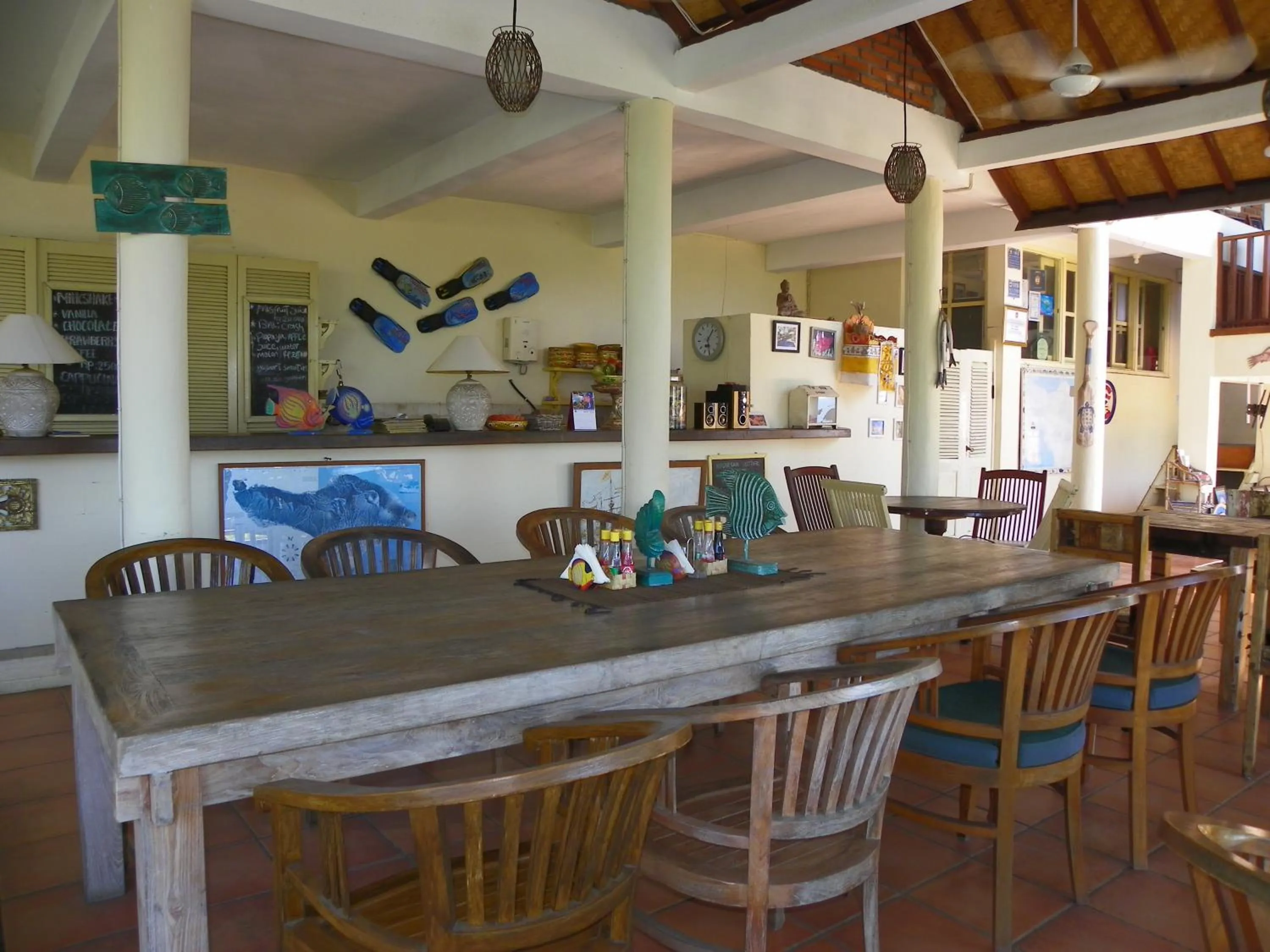 Restaurant/places to eat in Jukung Dive Resort Bali AMED