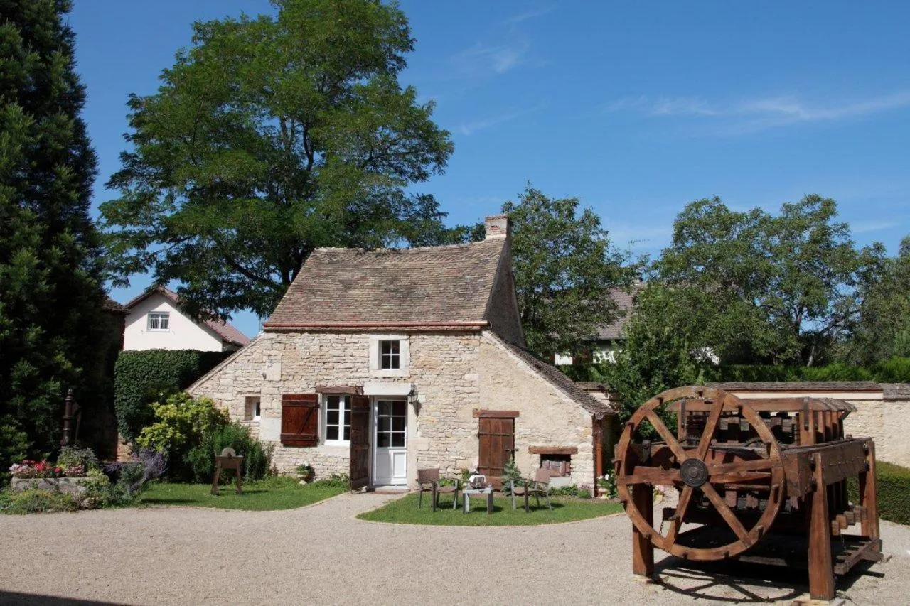 Property building in Hôtel Le Clos