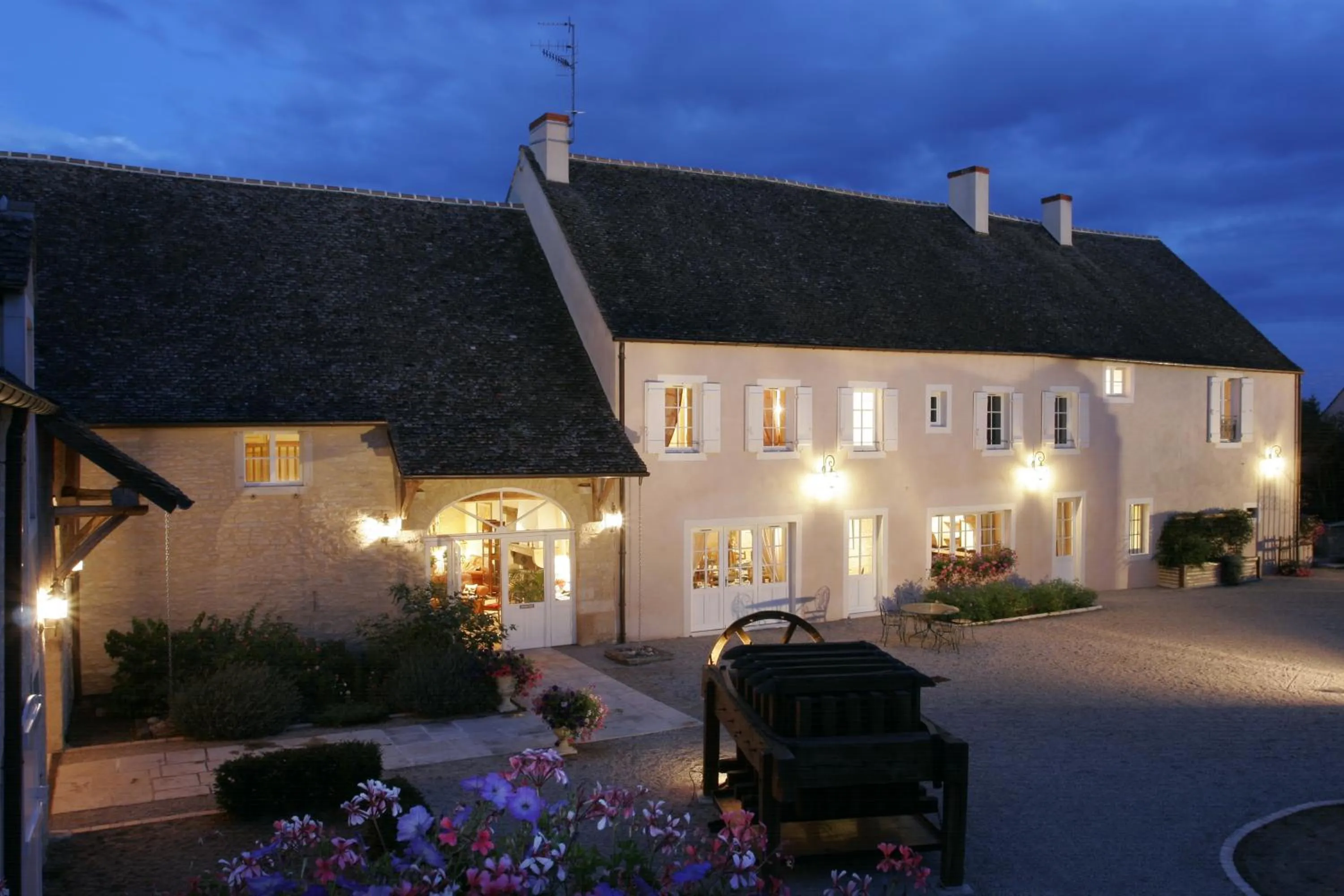 Property building in Hôtel Le Clos