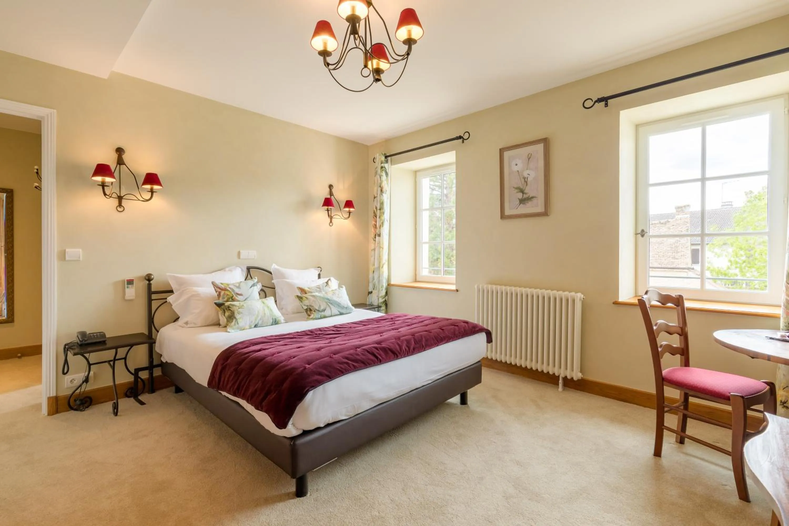 Bed in Hôtel Le Clos