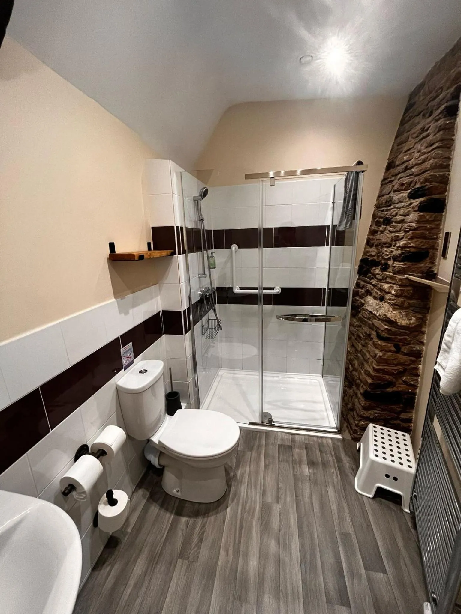 Shower in Old Manor House