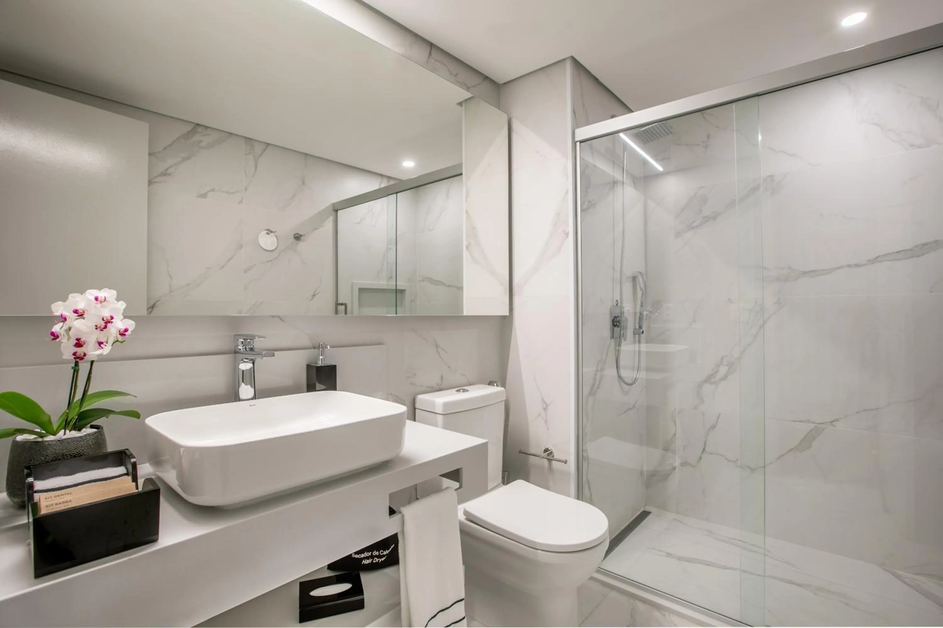 Bathroom in Meliá Brasil 21