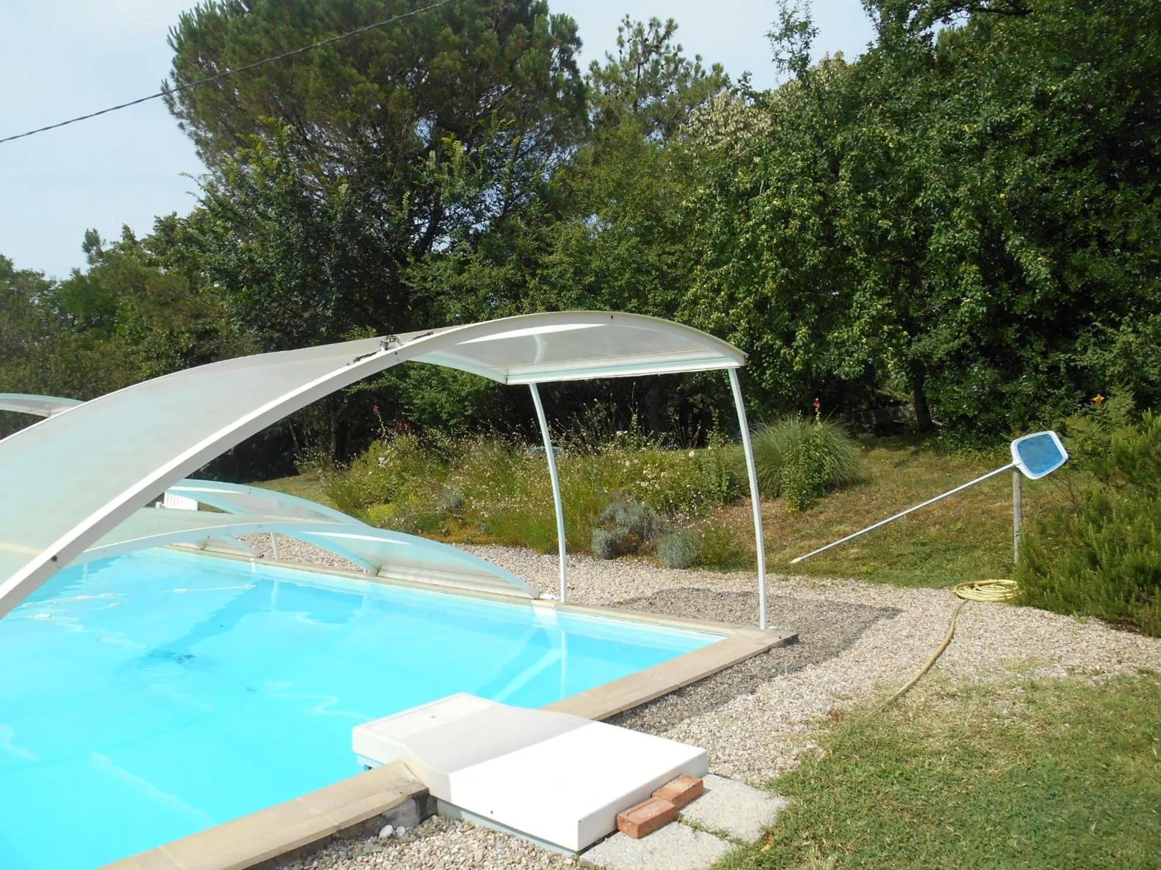Swimming pool in Les Chambres d'Hôtes du Rouyre
