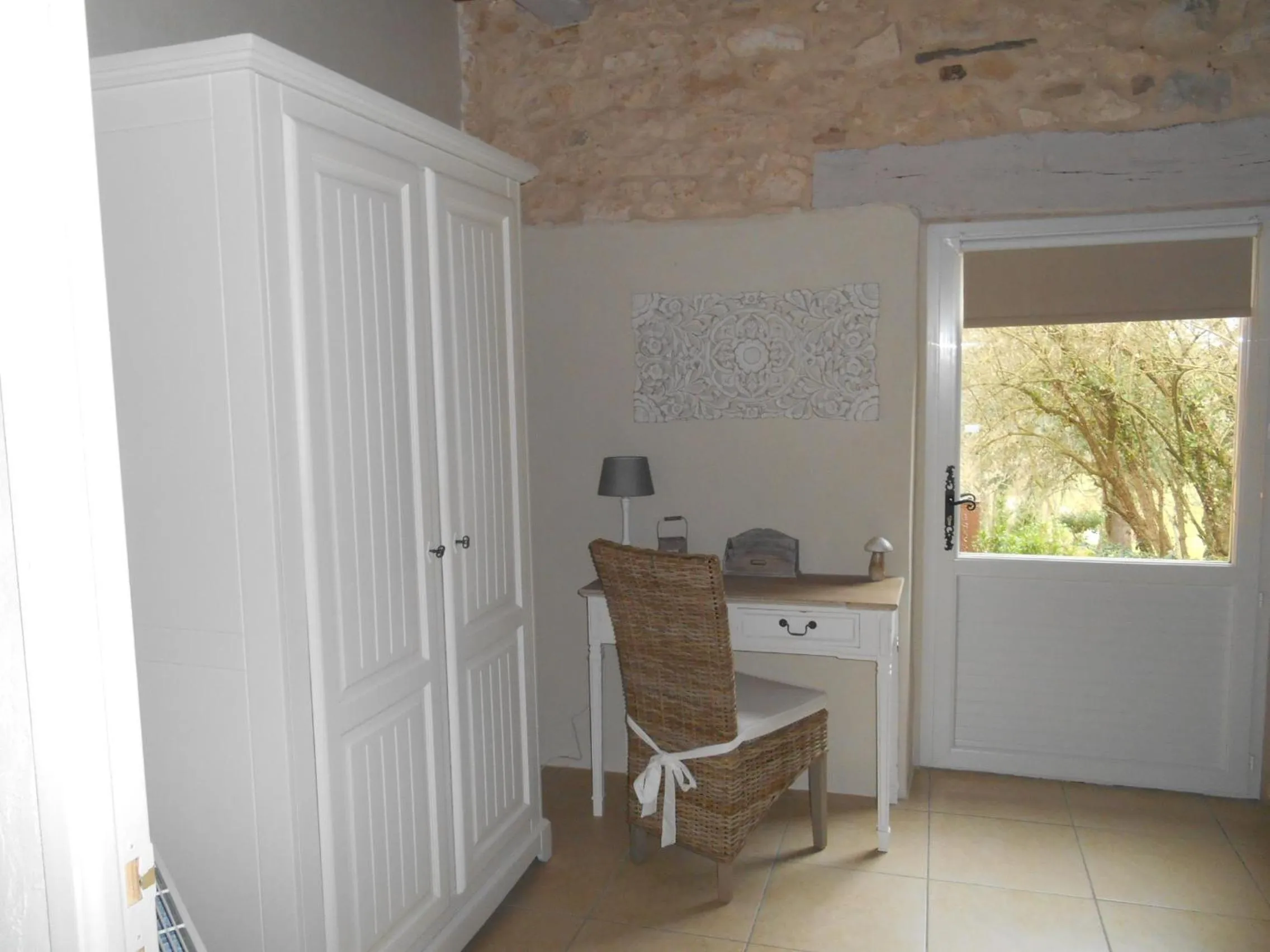 Photo of the whole room in Les Chambres d'Hôtes du Rouyre