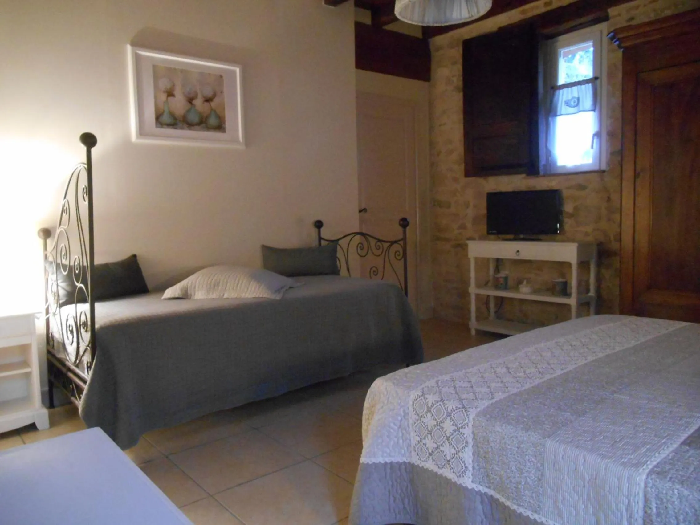 Photo of the whole room, Bed in Les Chambres d'Hôtes du Rouyre