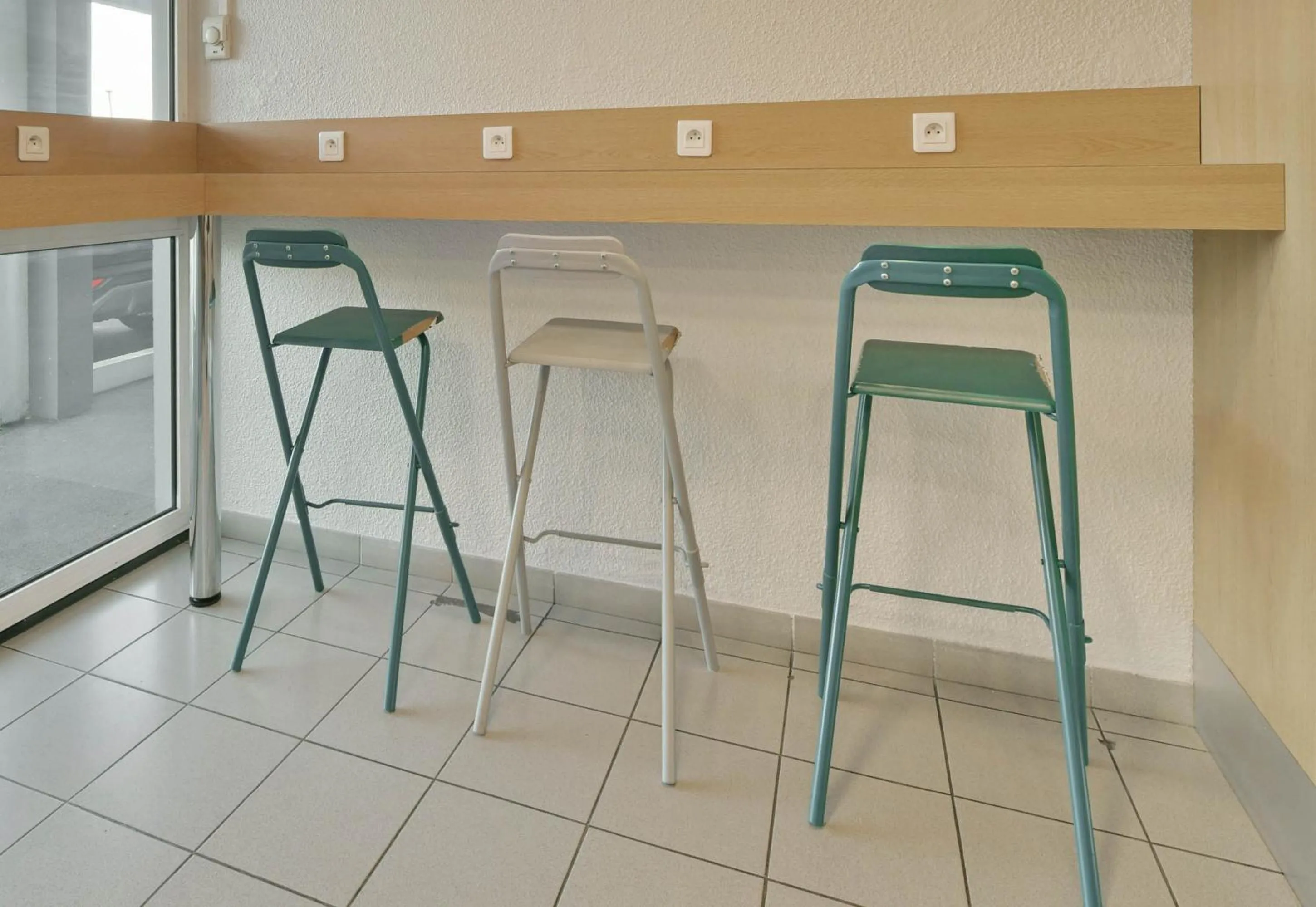 Breakfast in B&B HOTEL Le Mans Sud