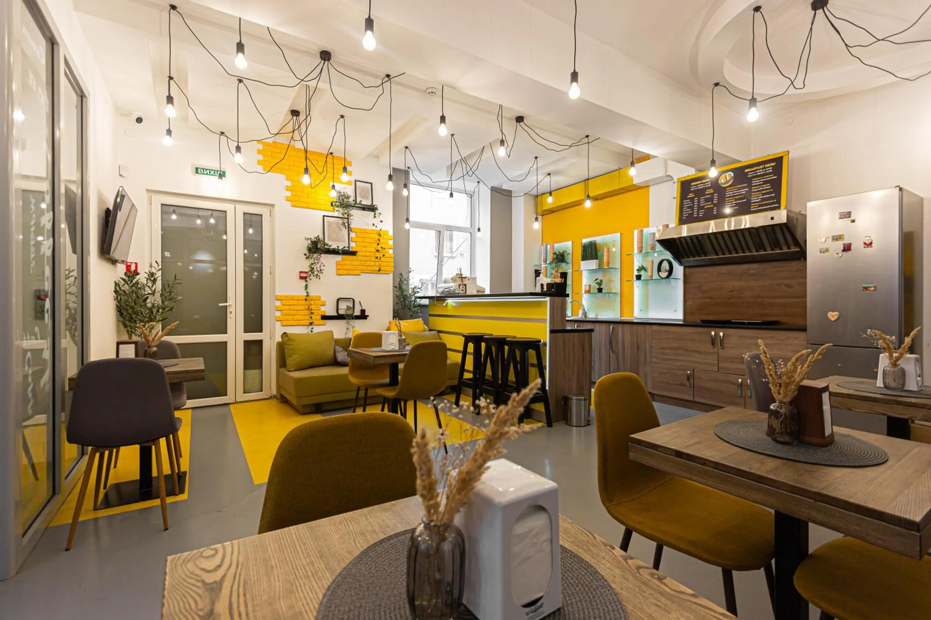 Restaurant/places to eat in Stories Hub