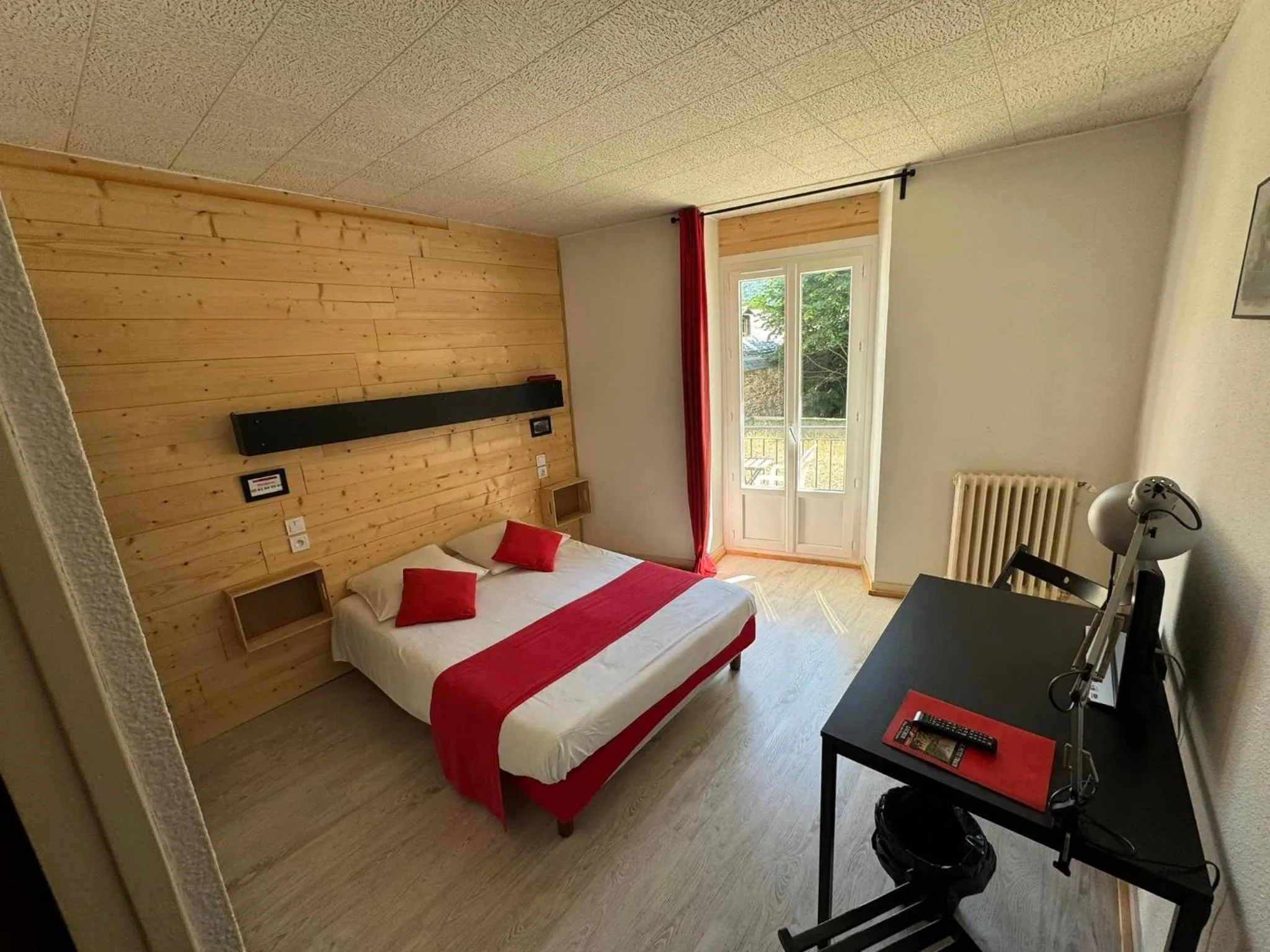 Photo of the whole room, Bed in Aparthotel Le Petit Train