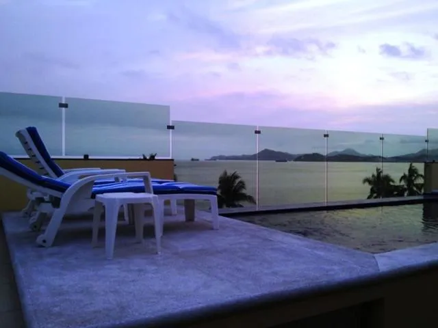 Swimming pool in Andressa Mia Apartments