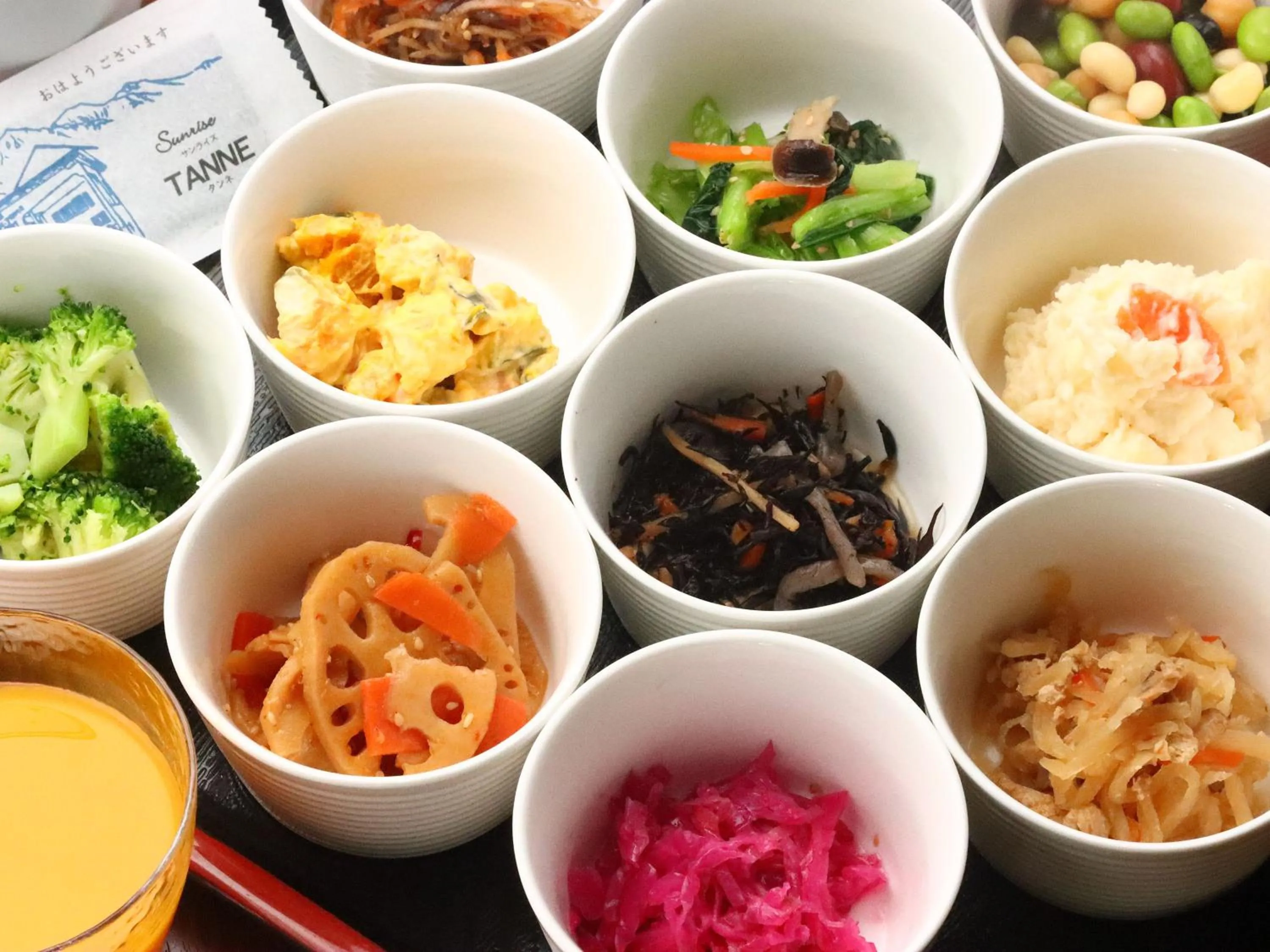 Buffet breakfast in Hakuba Tsugaike Sunrise Tanne