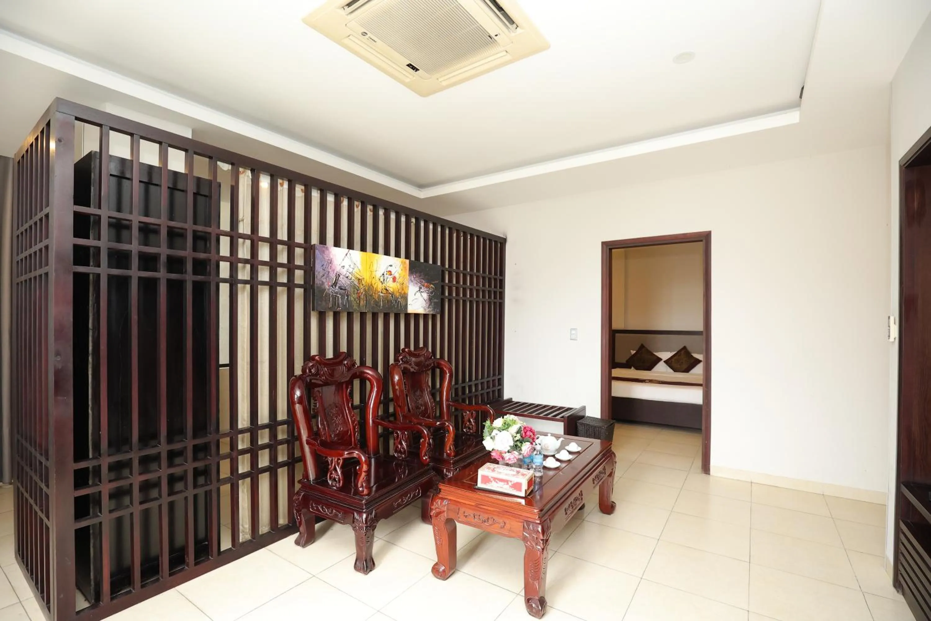 Golden Quang Tri Hotel