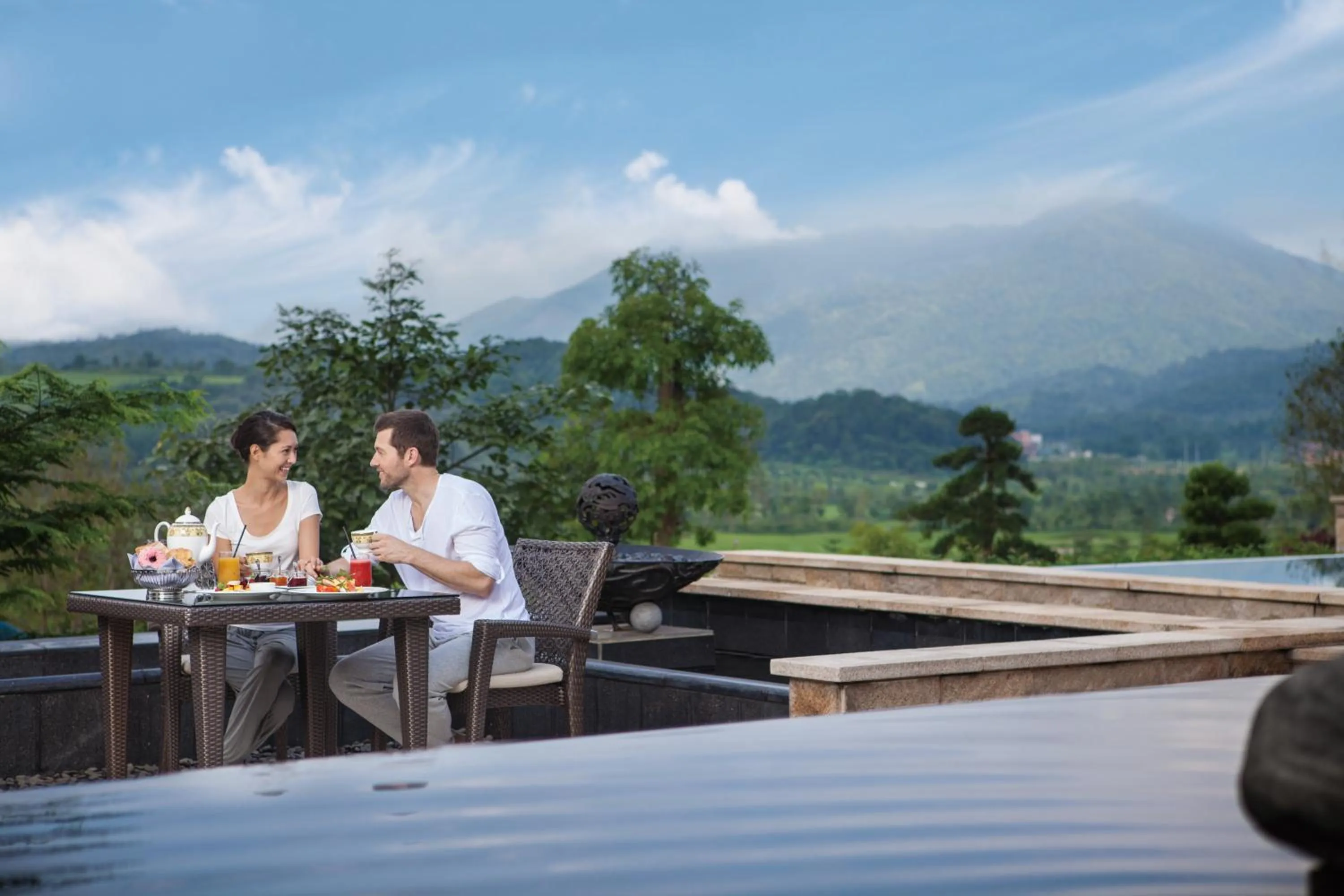 Mountain view in Imperial Springs