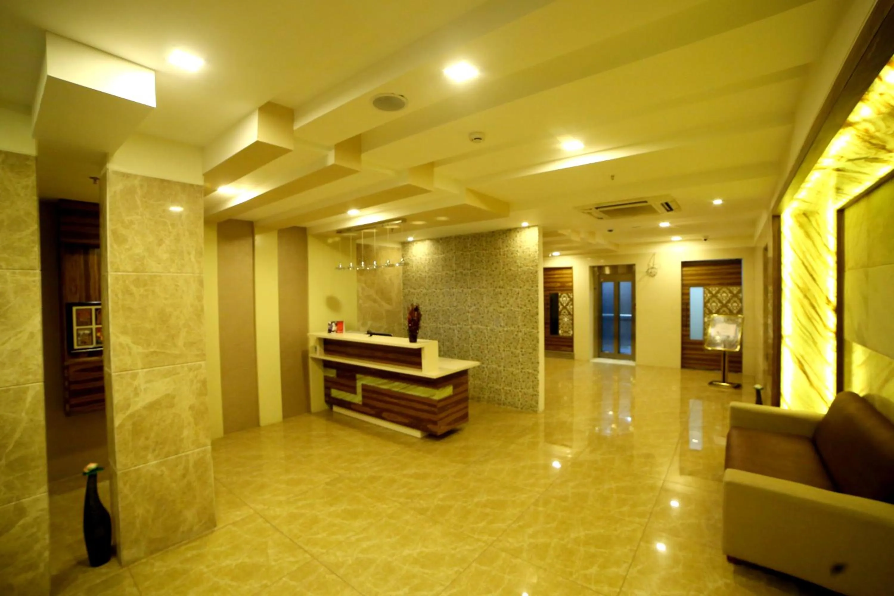 Lobby or reception in Hotel Park N