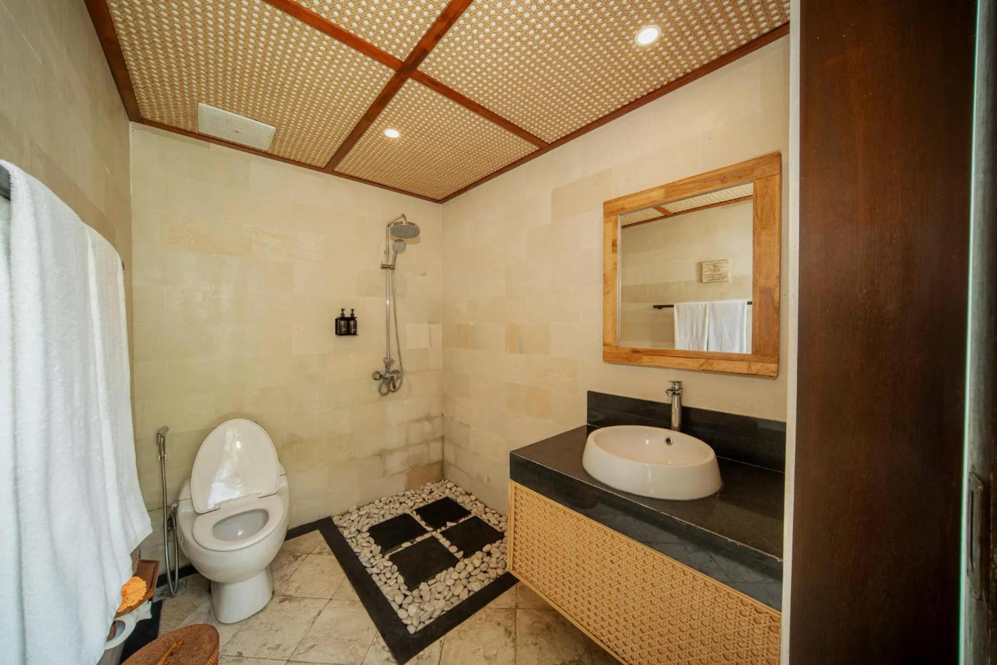 Bathroom in Dedary Resort & Spa Ubud by Ini Vie Hospitality