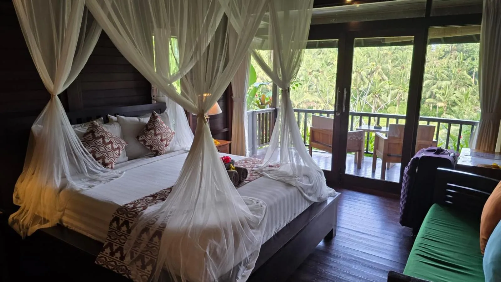 Bedroom, Bed in Villa Wedang