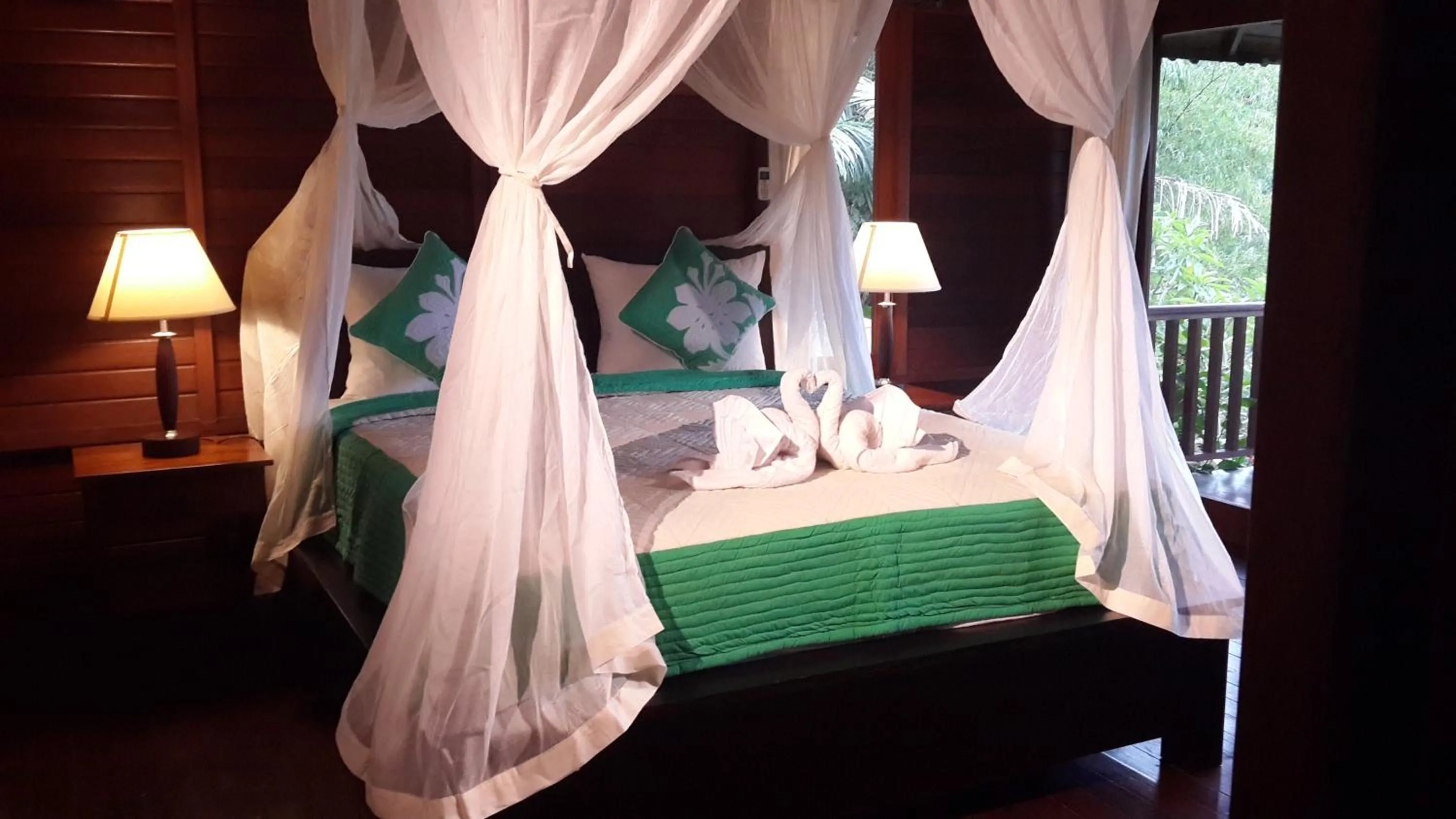 Day, Bed in Villa Wedang