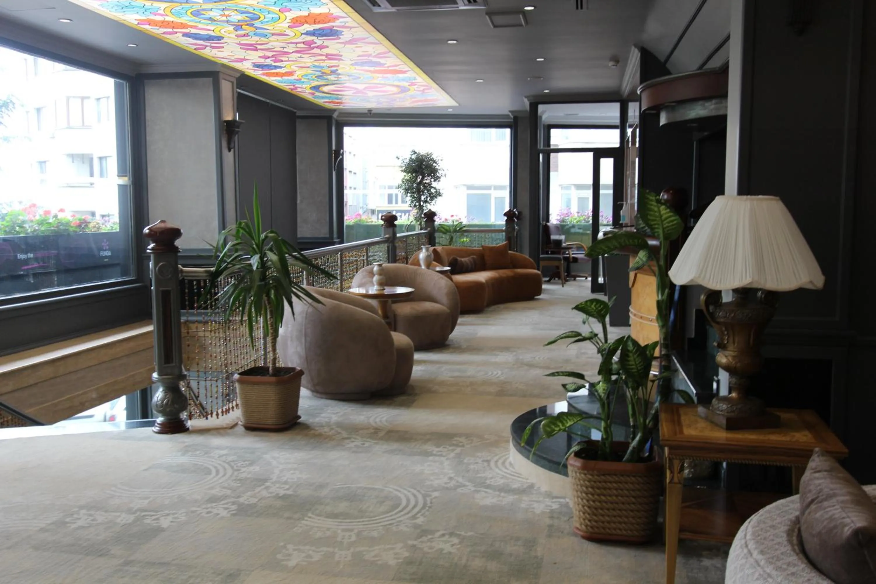 Lobby or reception in Funda Hotel