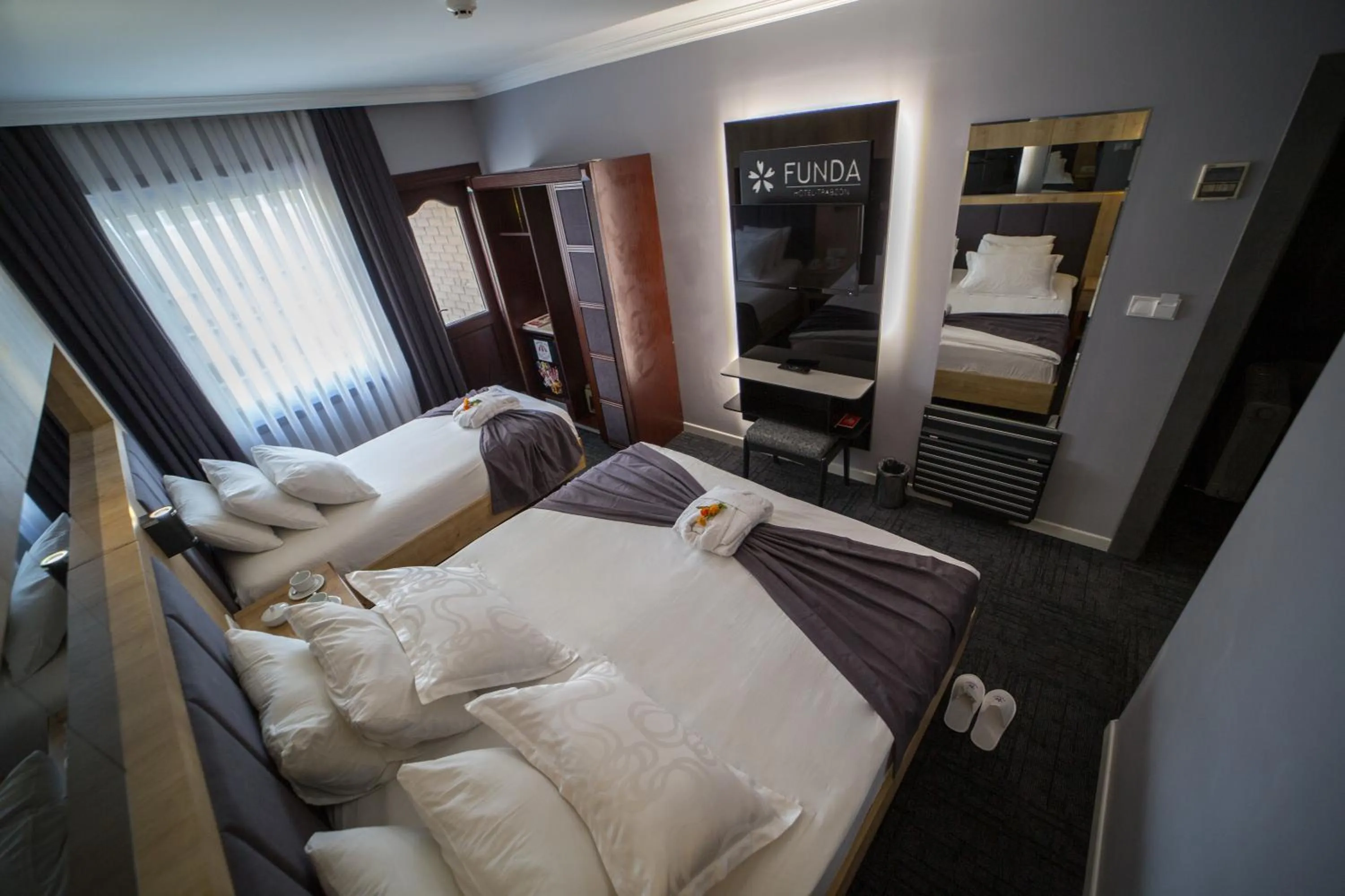 Bedroom, Bed in Funda Hotel