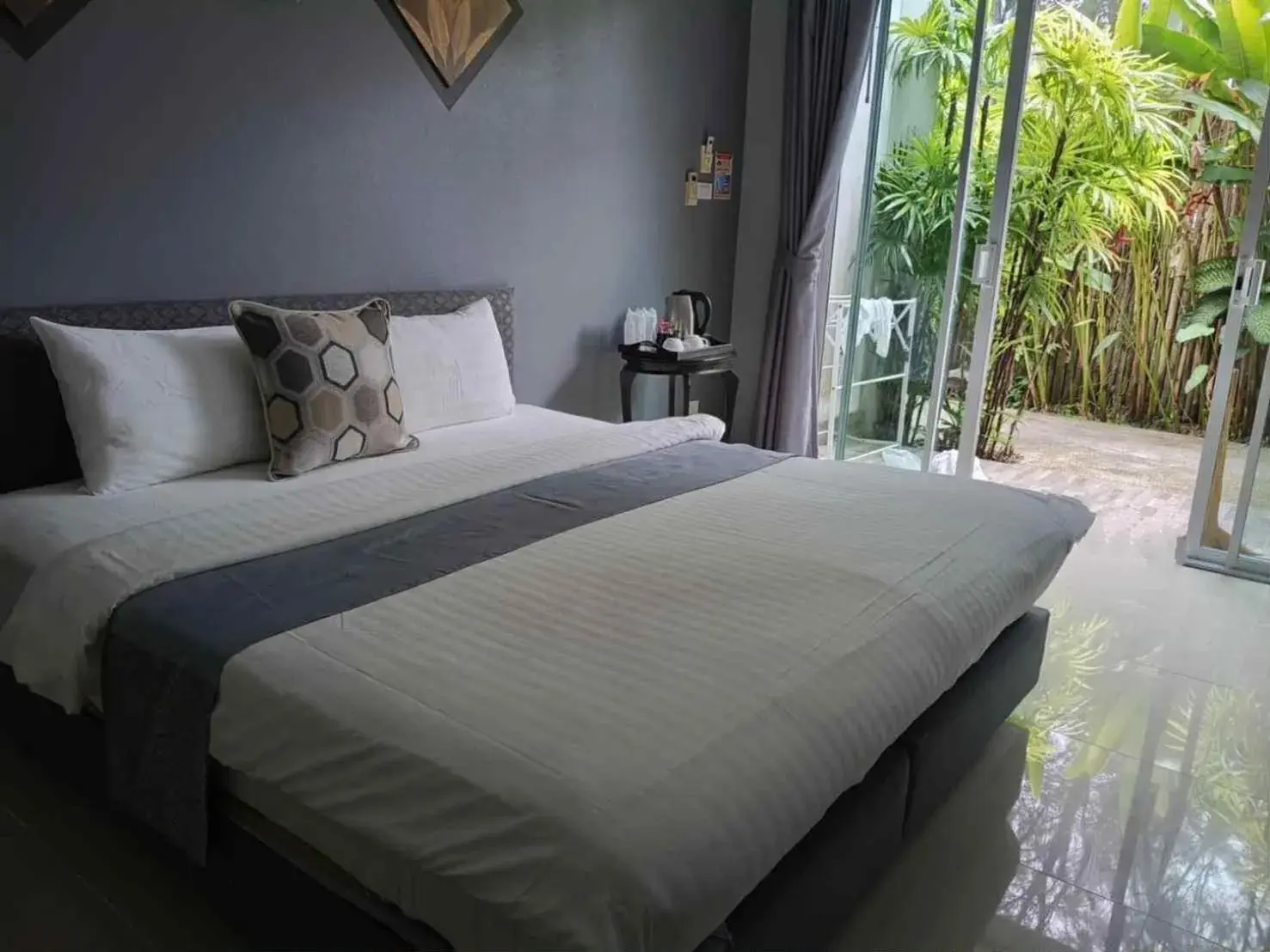 Budget Double Room in MJ Boutique Hotel Khao Lak Budget Double Room in MJ Boutique Hotel Khao Lak