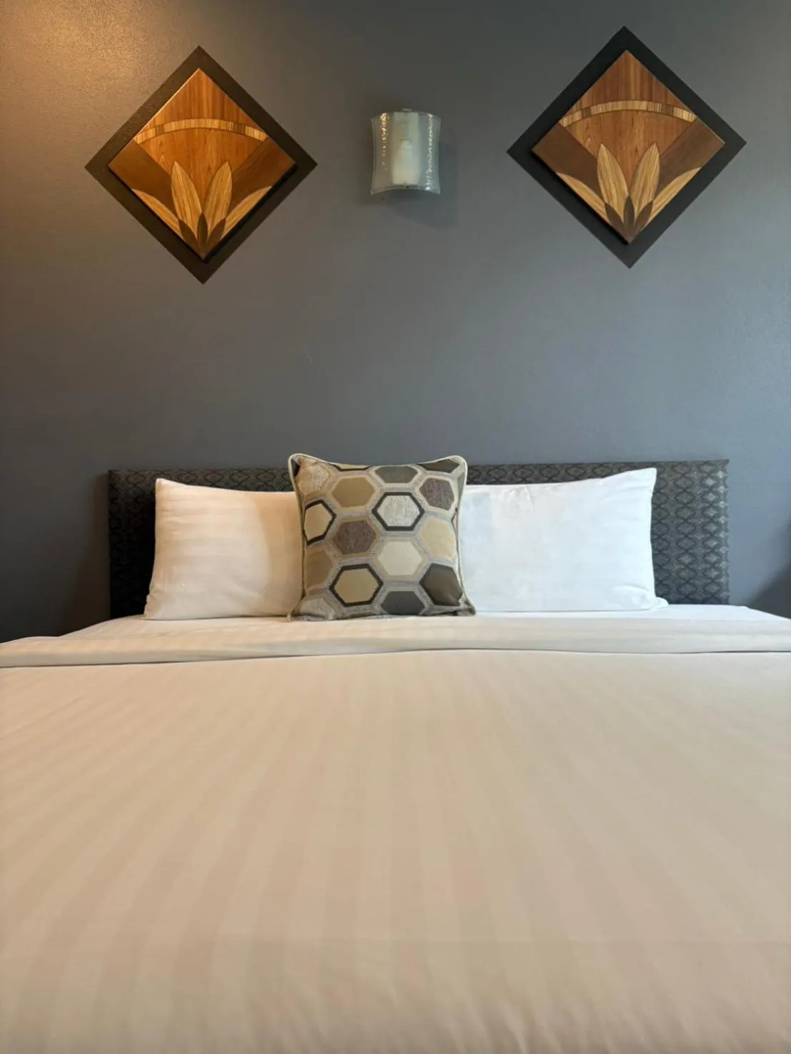 Bed in MJ Boutique Hotel Khao Lak