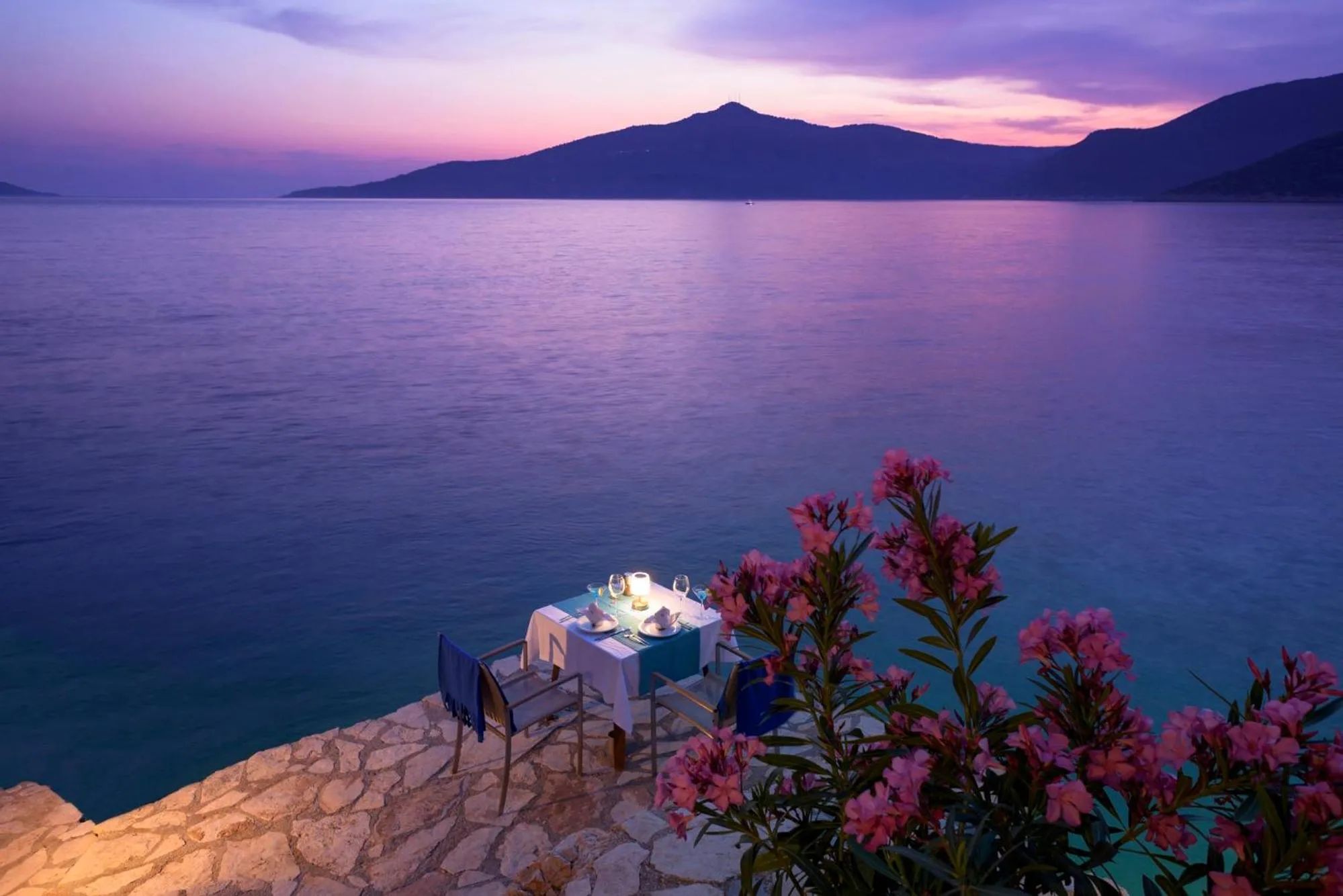 Restaurant/places to eat in Hotel Villa Mahal