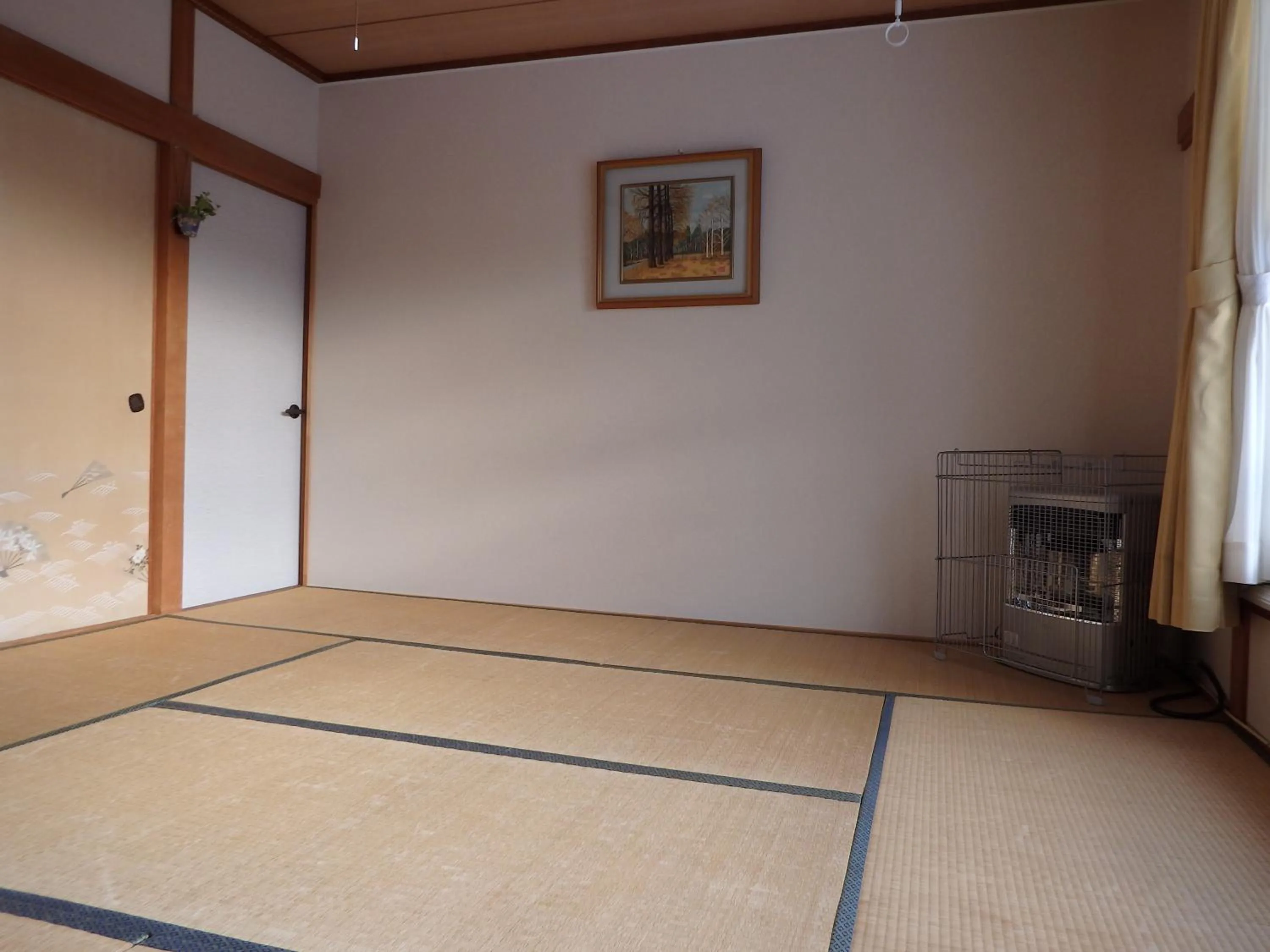 Photo of the whole room in Koukaso