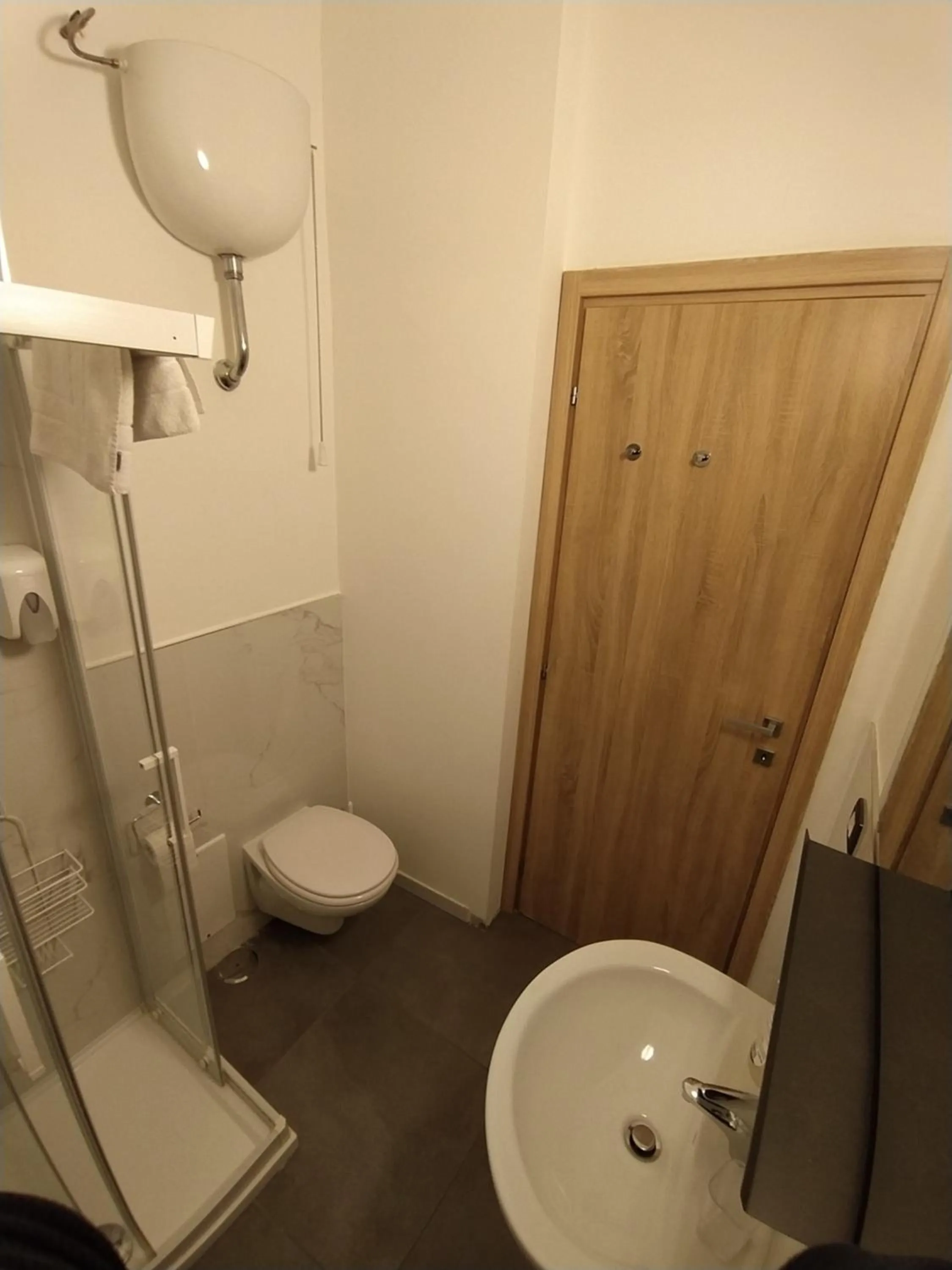 Shower in Domus Nikolai