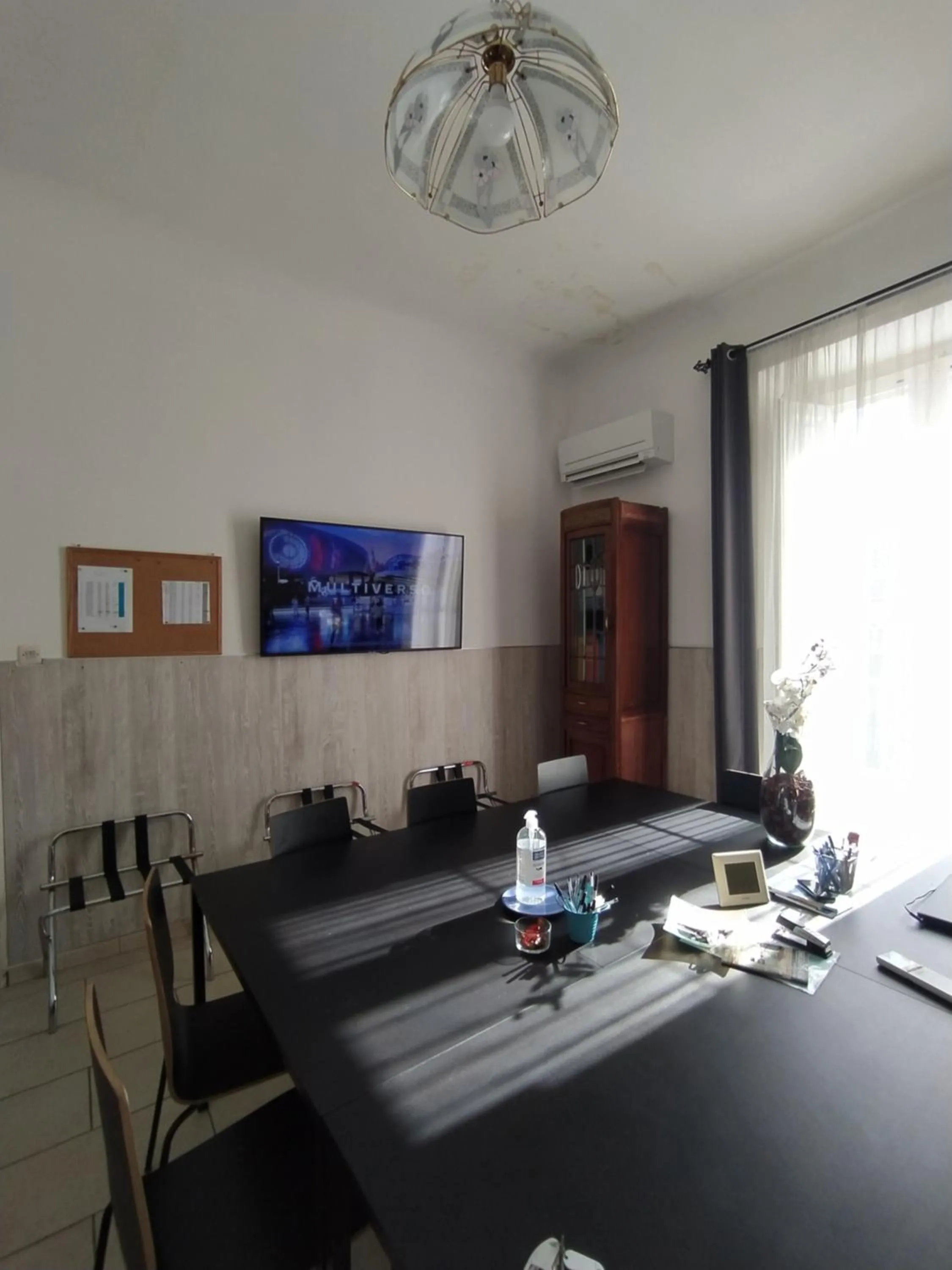 Business facilities in Domus Nikolai