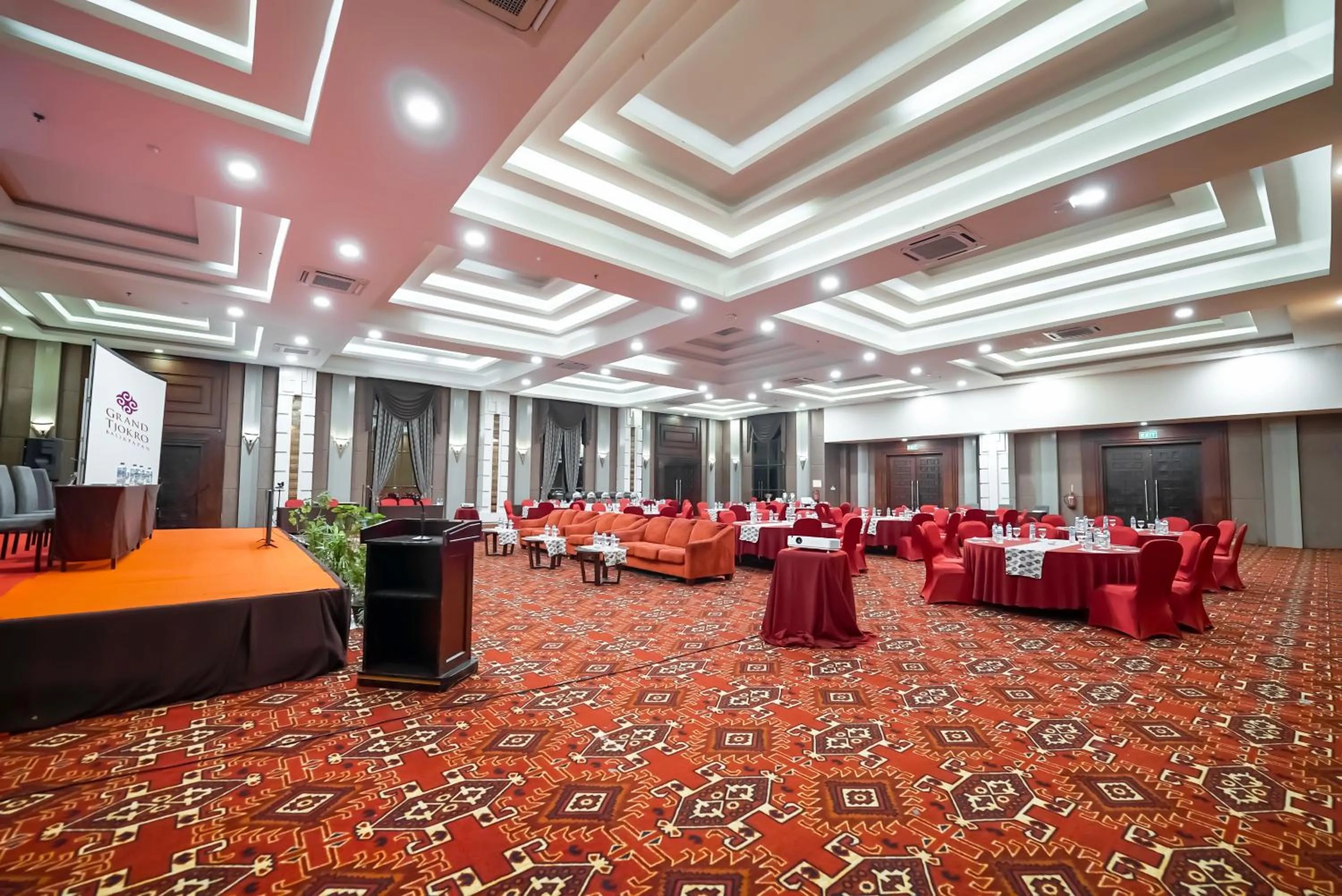 Meeting/conference room in Grand Tjokro Hotel Balikpapan