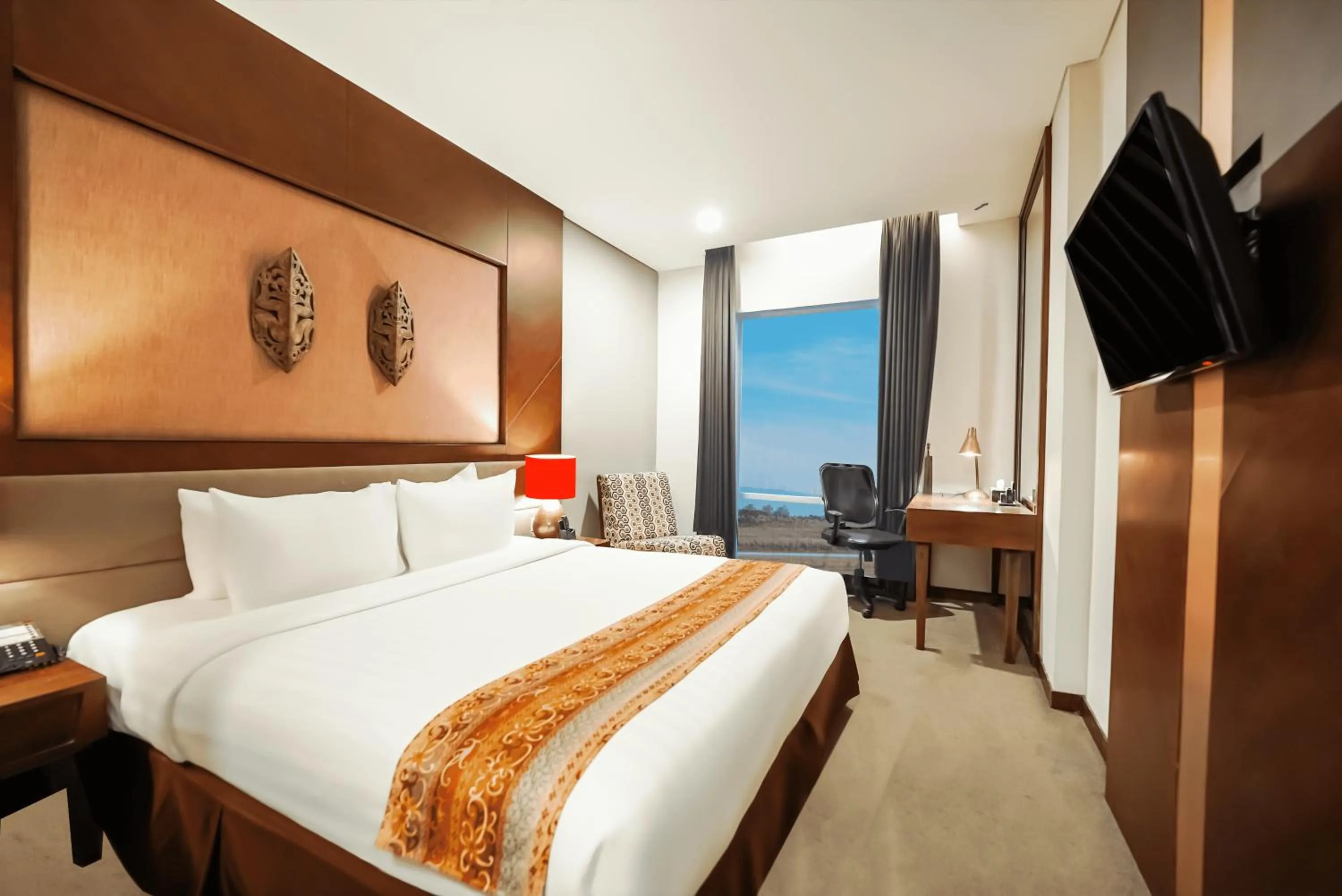 Bedroom, Bed in Grand Tjokro Hotel Balikpapan