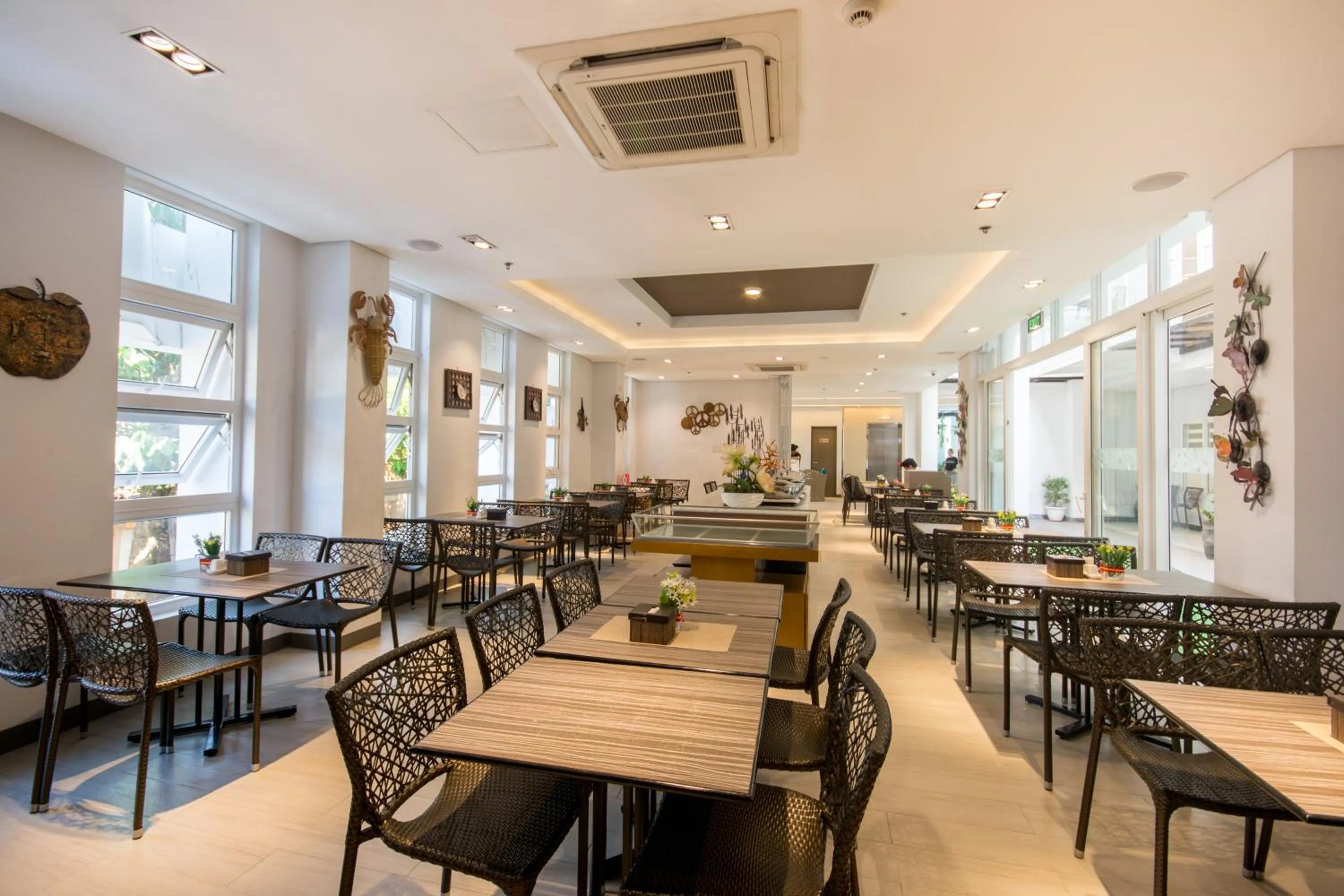 Restaurant/places to eat in Boracay Haven Suites