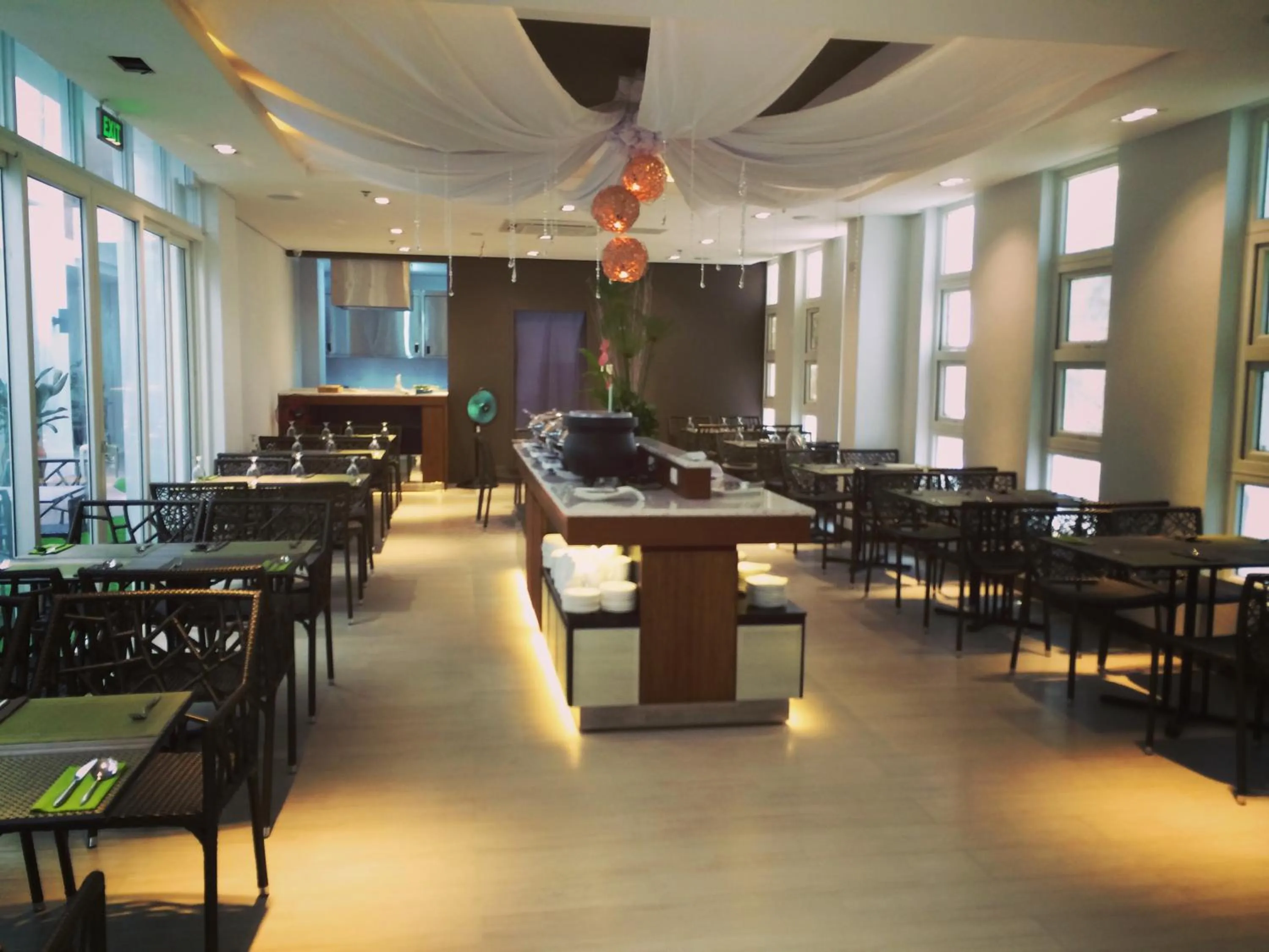 Restaurant/places to eat in Boracay Haven Suites