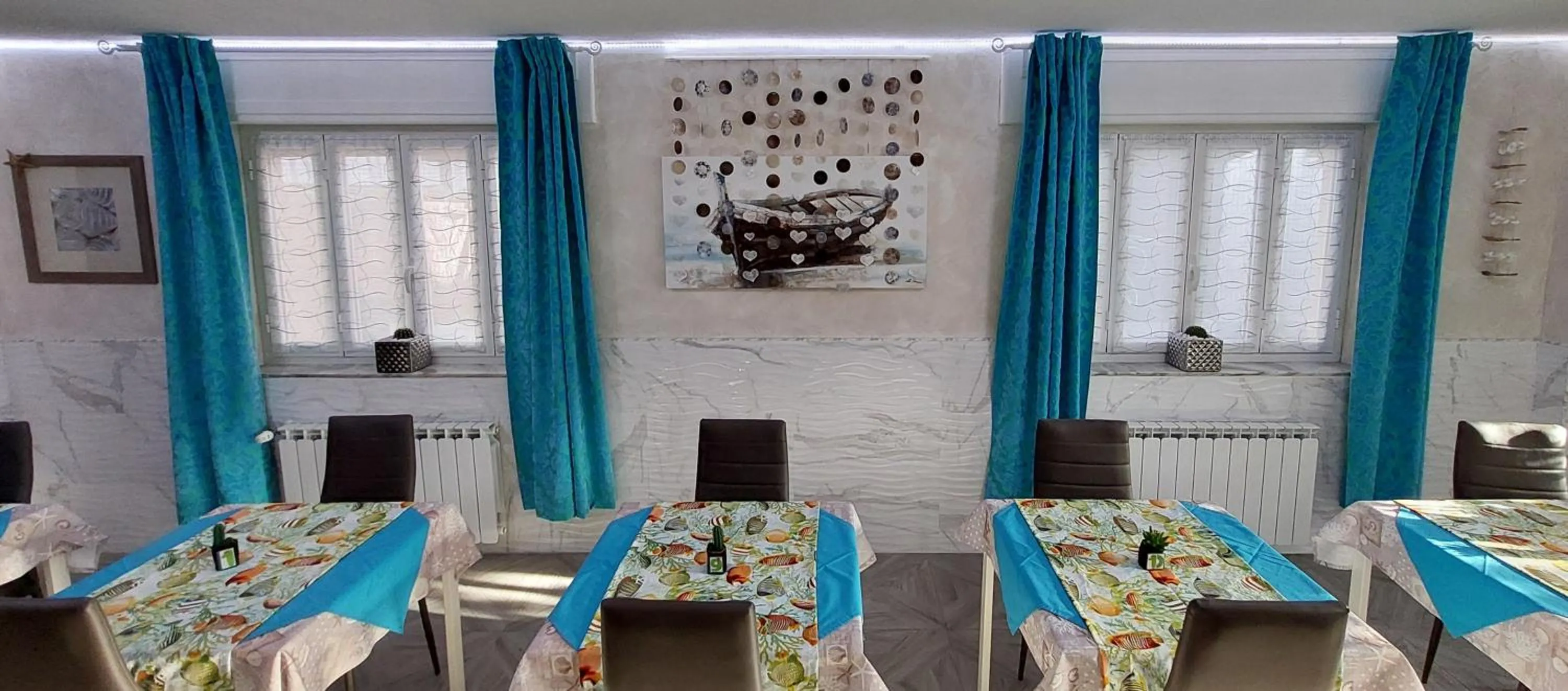 Restaurant/places to eat in Villa La Lanterna