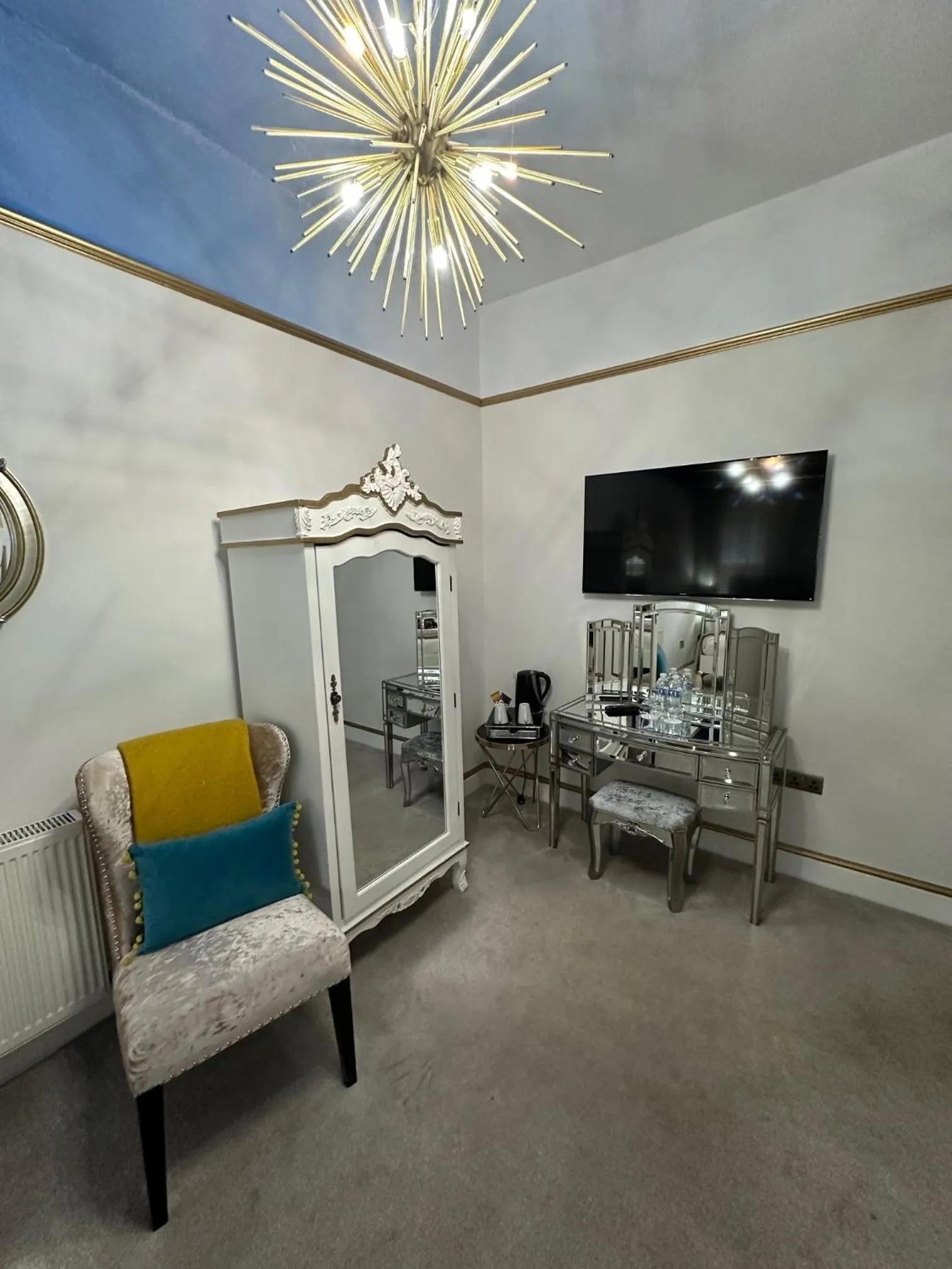 Bedroom in Derby Manor