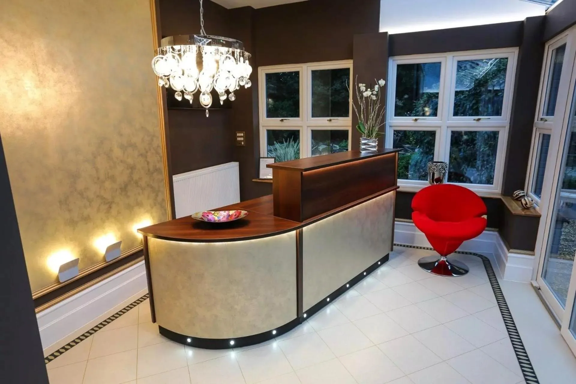 Lobby or reception in Derby Manor