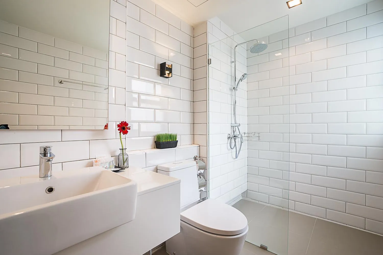 Bathroom in Sunshine Hip Hotel