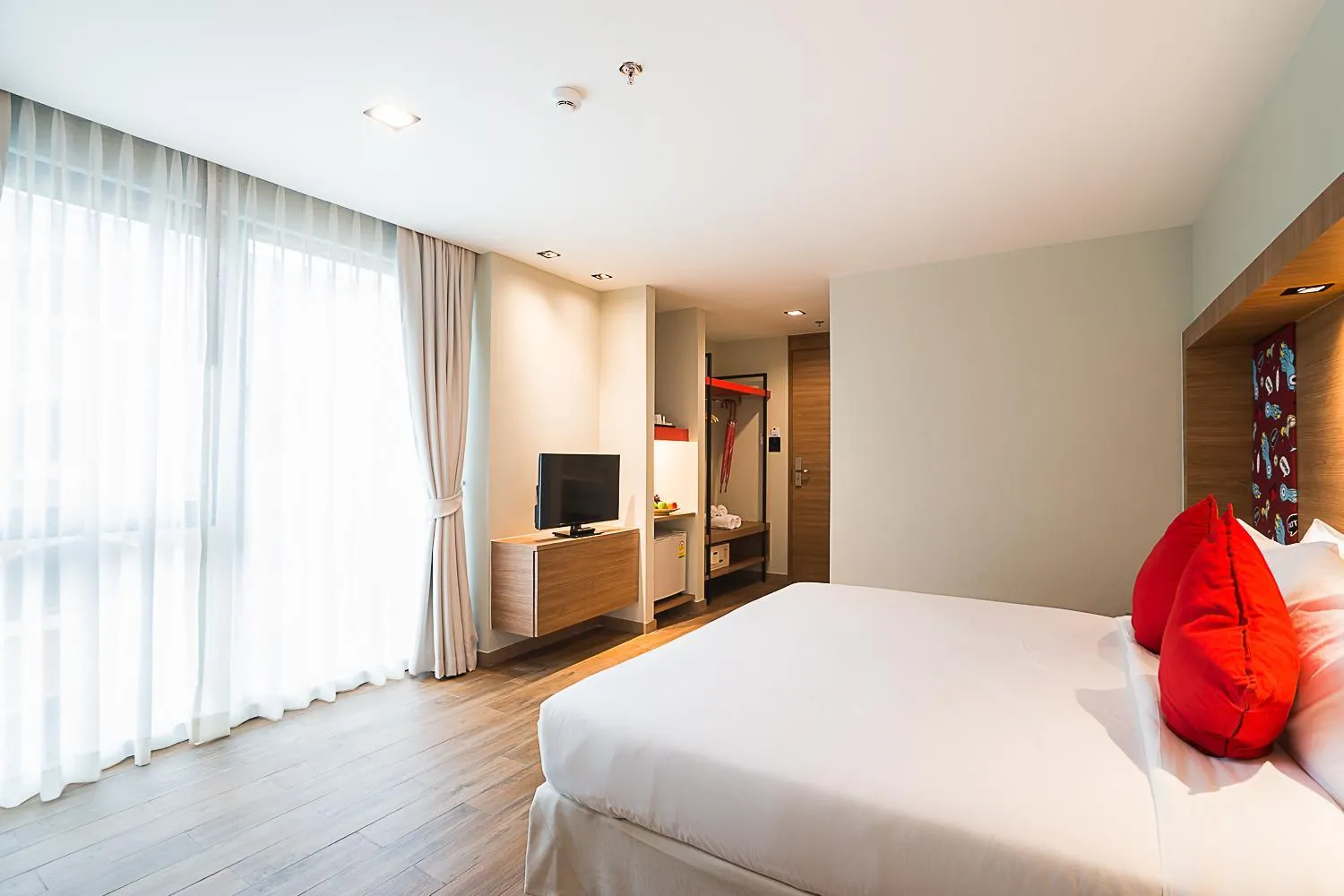 Photo of the whole room, Bed in Sunshine Hip Hotel