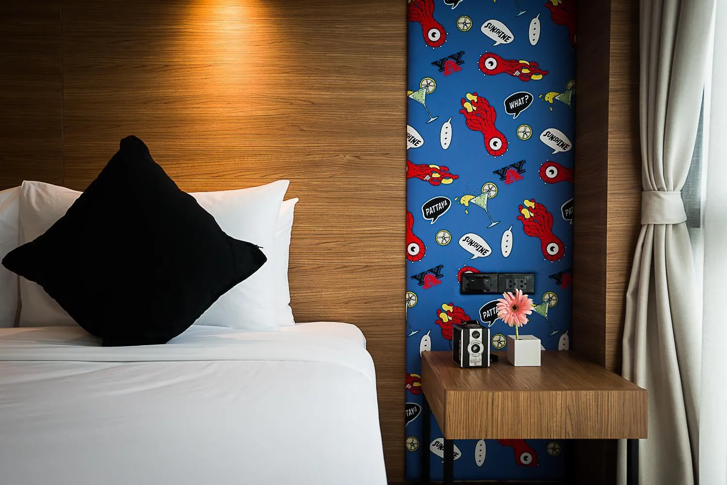 Other, Bed in Sunshine Hip Hotel