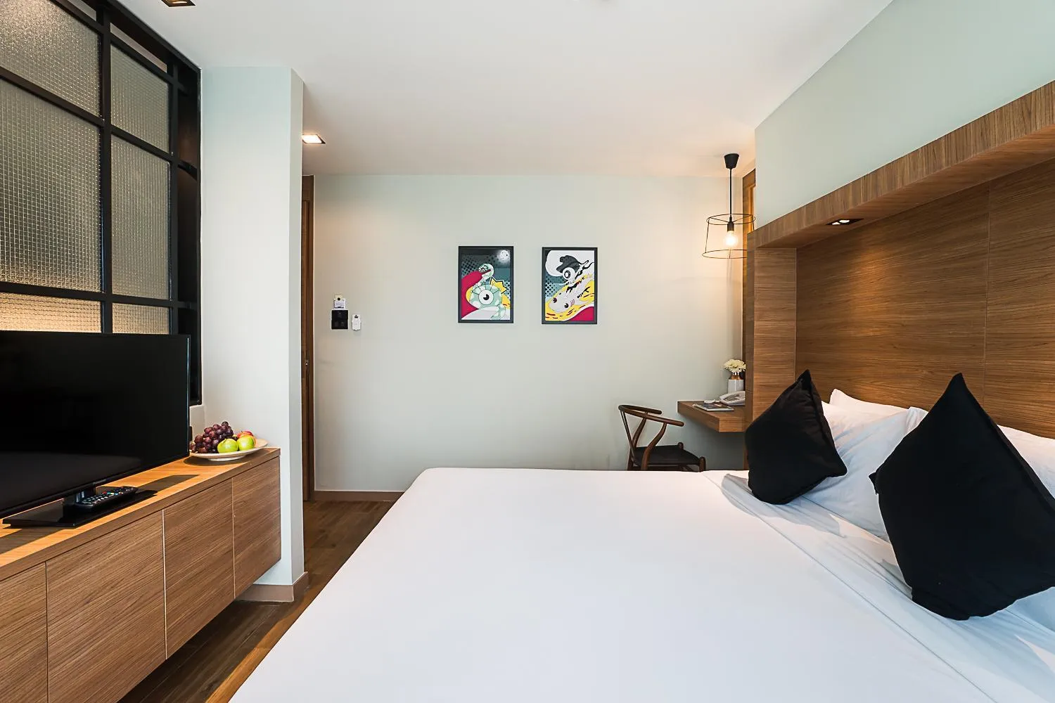 Photo of the whole room, Bed in Sunshine Hip Hotel