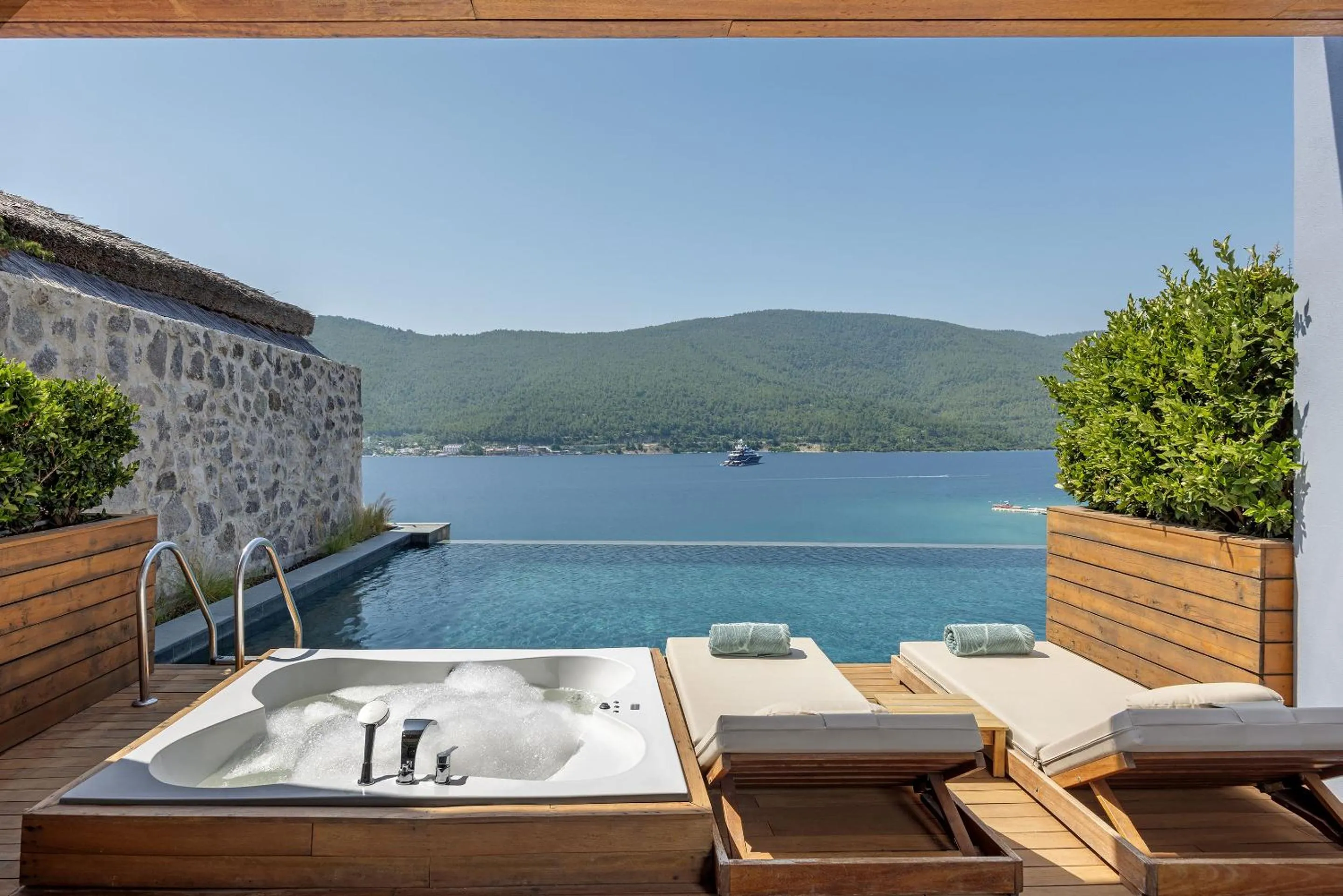 Pool view in Titanic Luxury Collection Bodrum