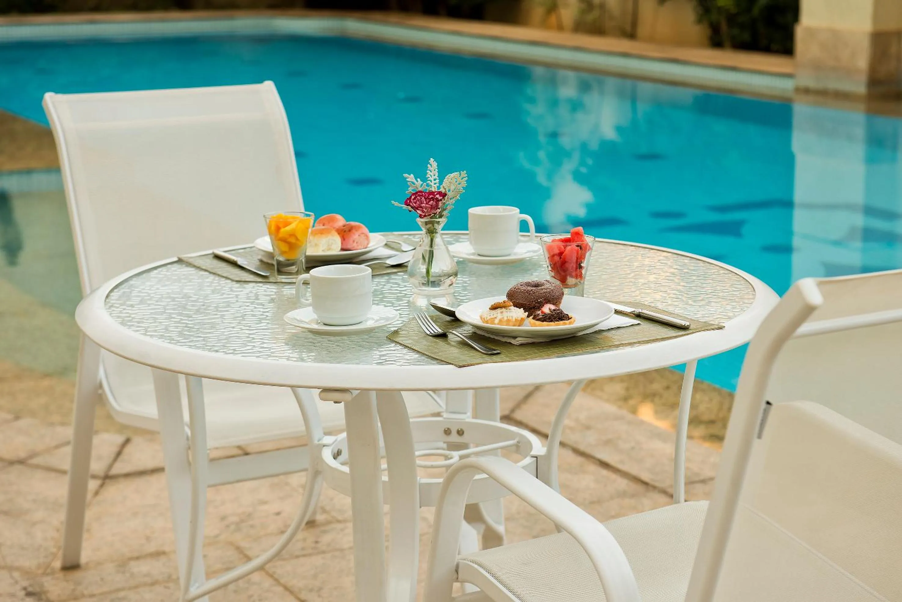 Restaurant/places to eat in Meliá Campinas